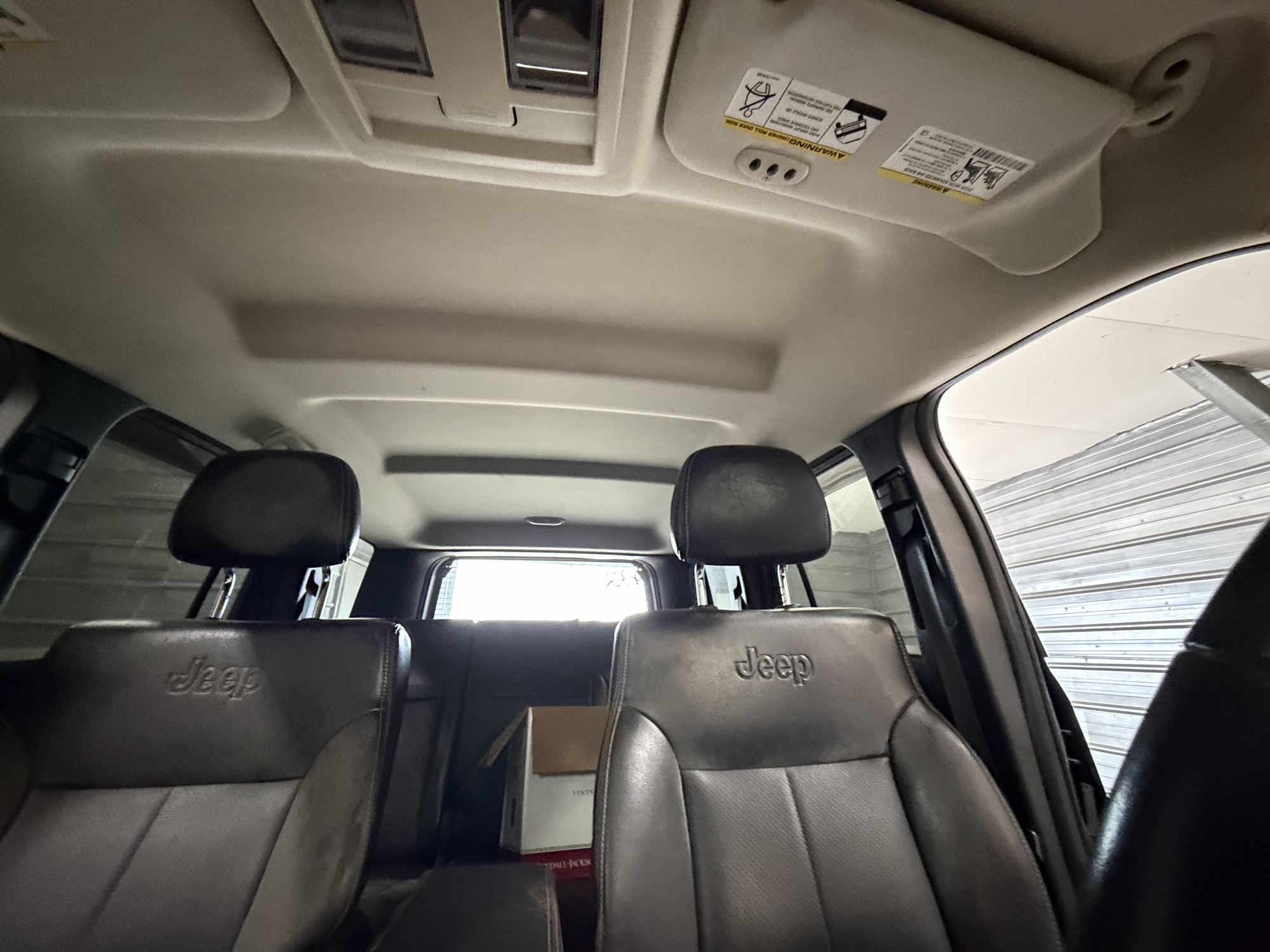 2010 jeep liberty limited-4wd with 118681 miles for sale near Elk River, Minnesota 106732_35_headliner_sunroof.jpg