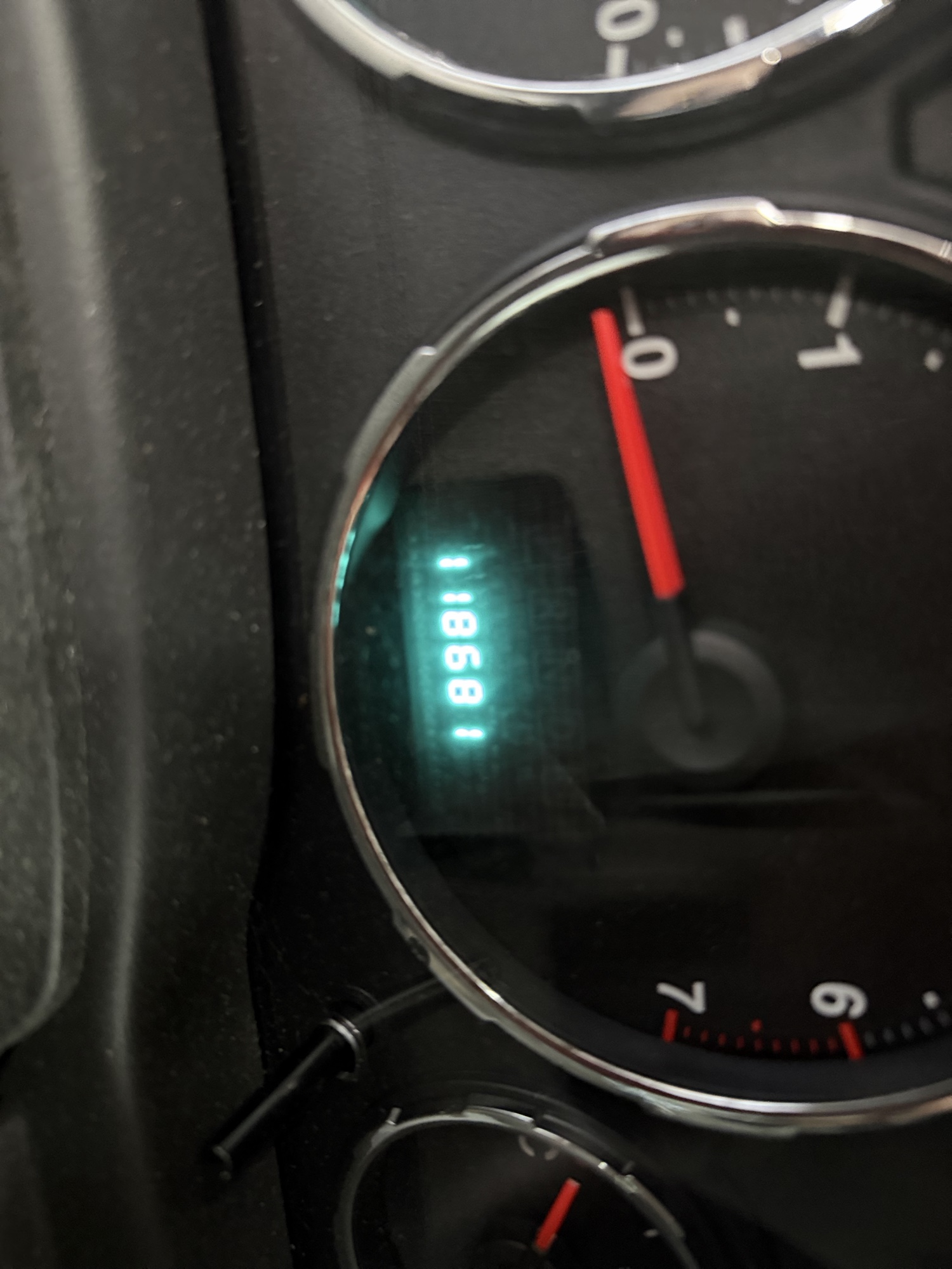 2010 jeep liberty limited-4wd with 118681 miles for sale near Elk River, Minnesota 106732_44_mileage_closeup.jpg
