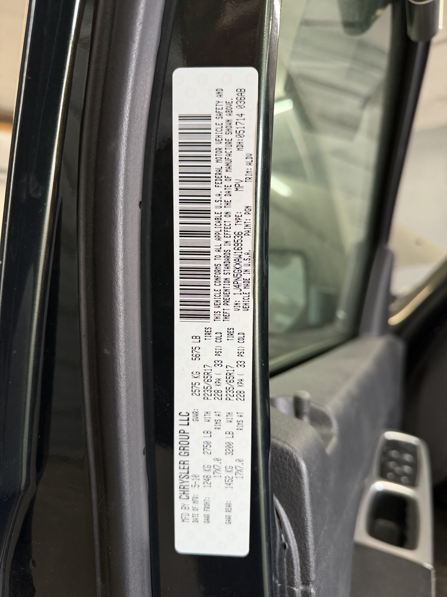 2010 jeep liberty limited-4wd with 118681 miles for sale near Elk River, Minnesota 106732_47_door_vin_sticker.jpg