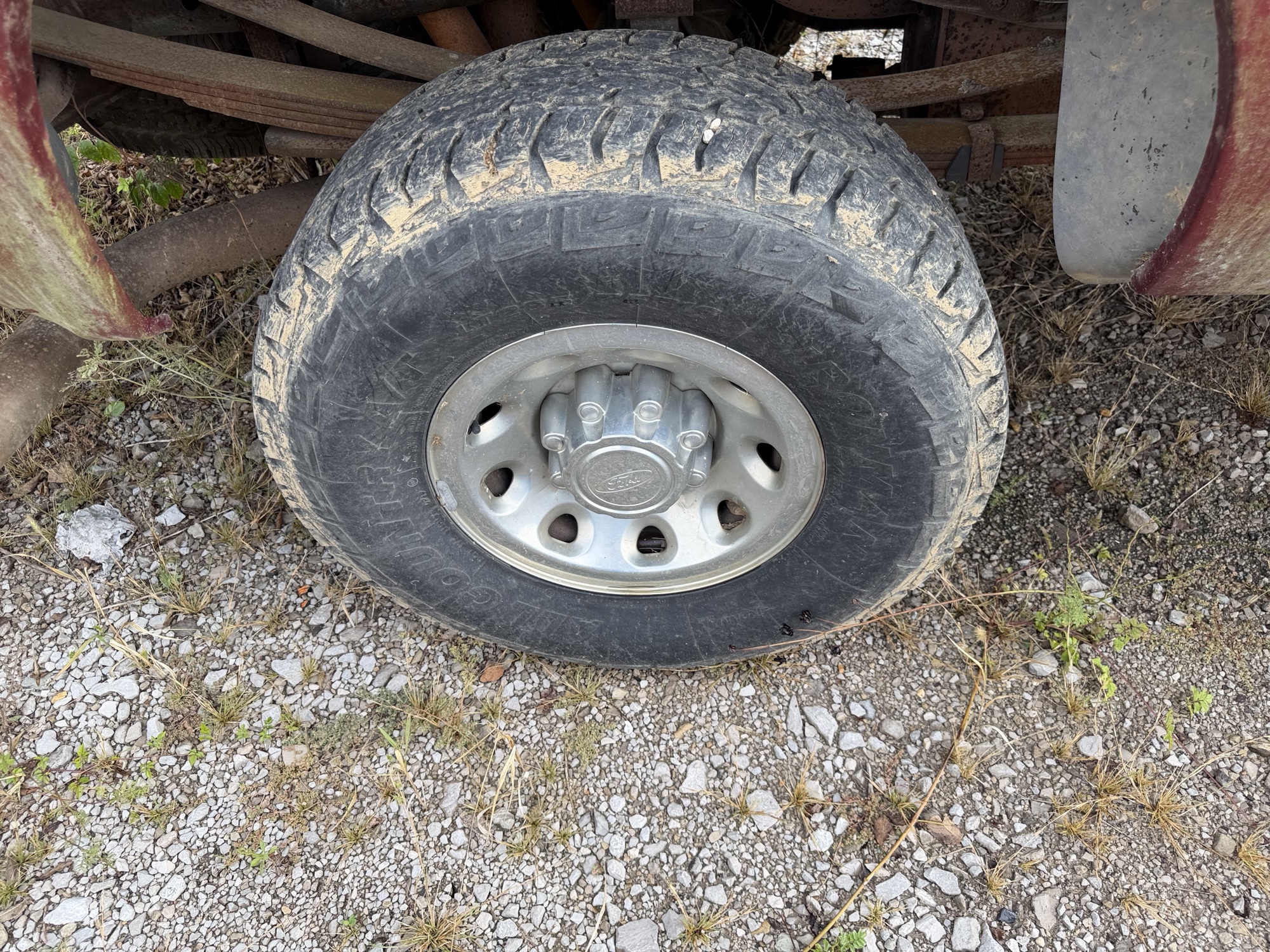 2003 ford f-350-sd xl-supercab-4wd with 175726 miles for sale near St. Louis, Missouri 106734_14_rear_pass_wheel.jpg