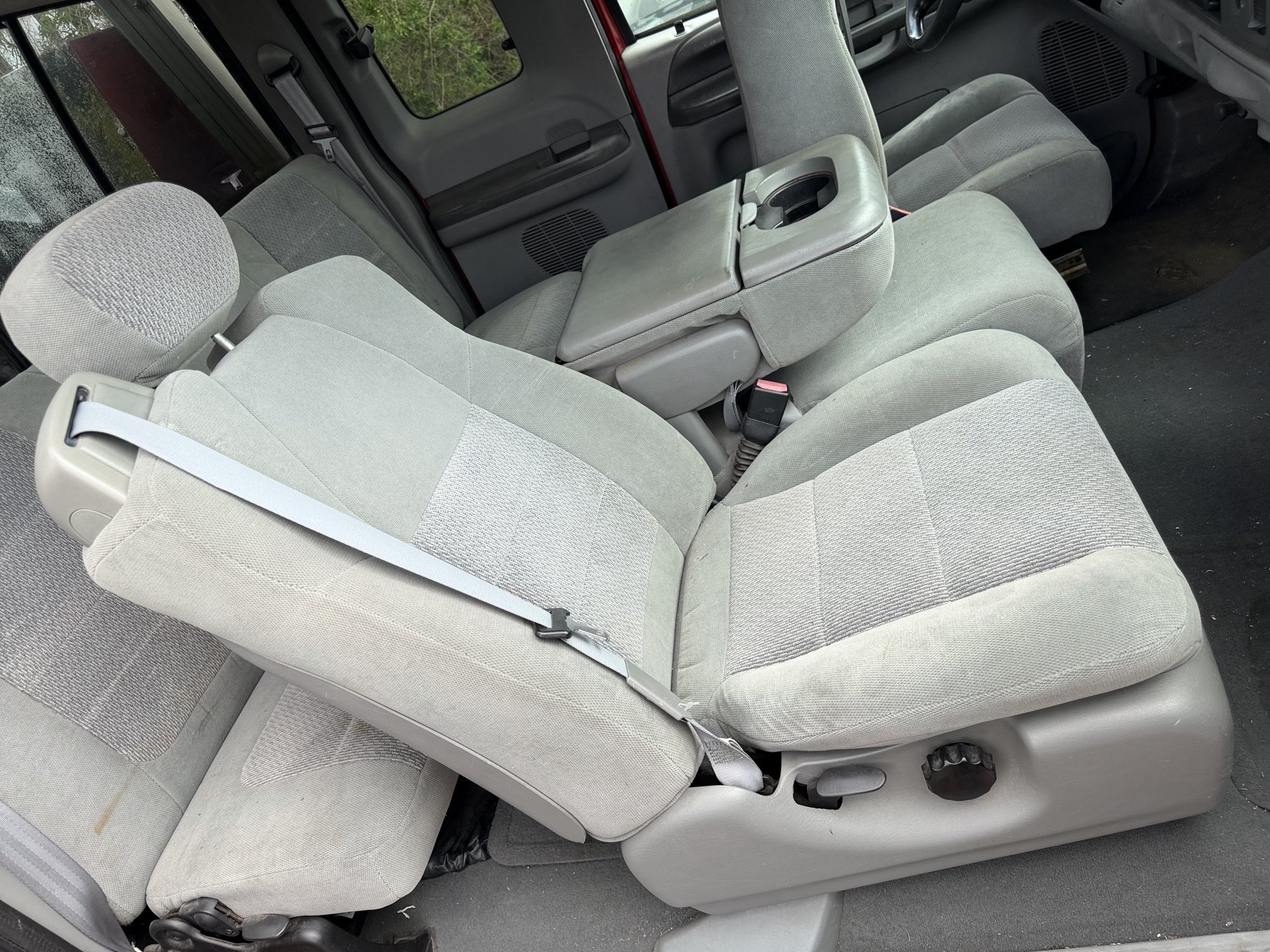 2003 ford f-350-sd xl-supercab-4wd with 175726 miles for sale near St. Louis, Missouri 106734_31_passenger_seat.jpg