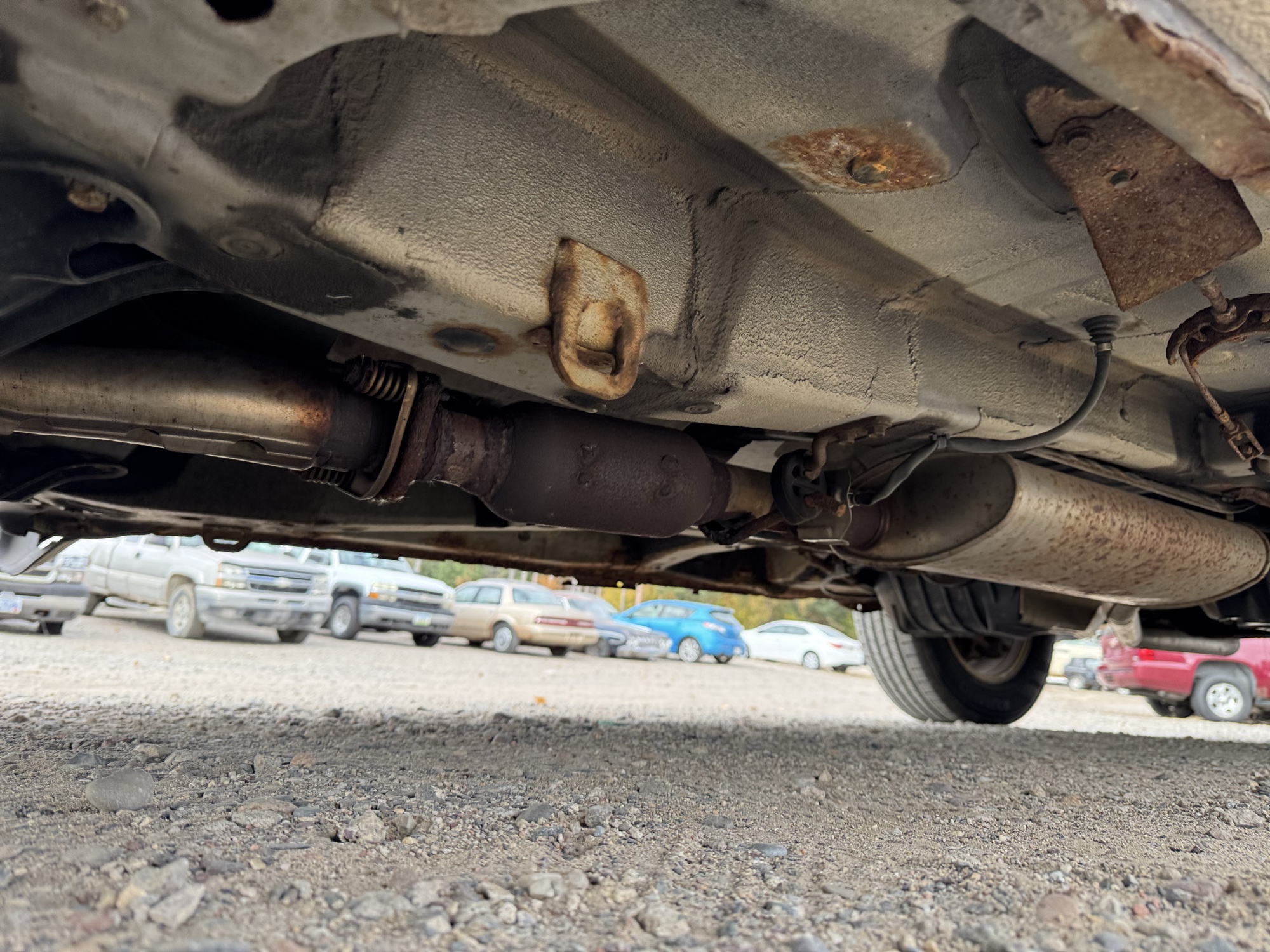 2003 toyota highlander v6-4wd with 185560 miles for sale near Elk River, Minnesota 106735_17_undercar_drv_side.jpg