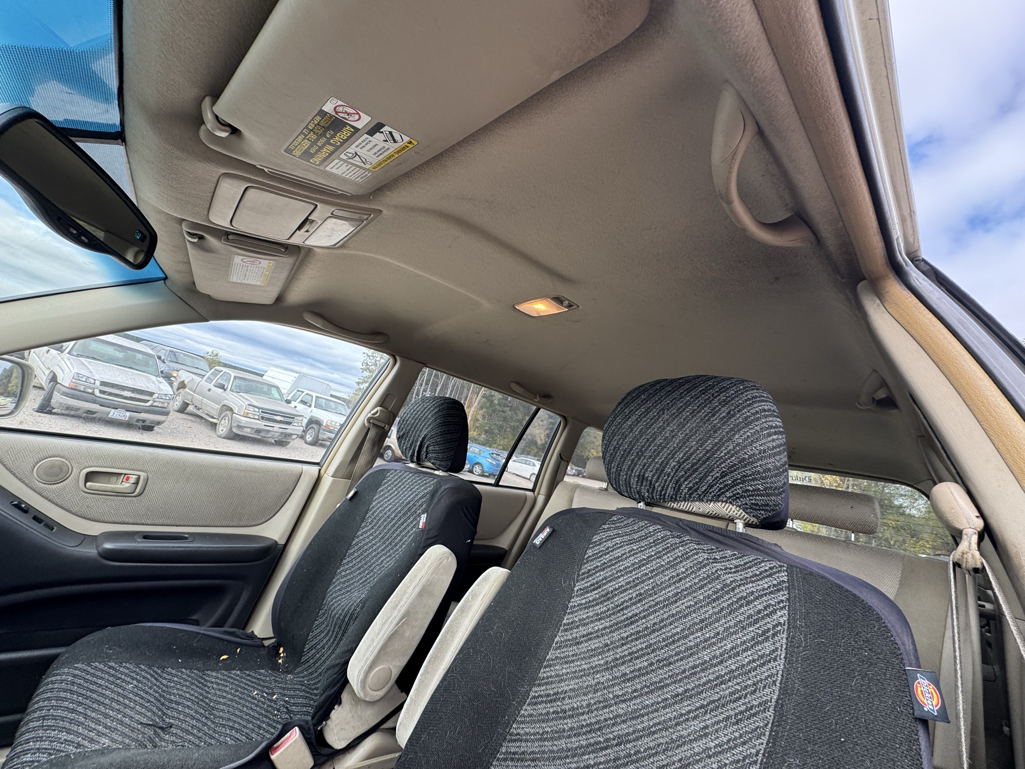 2003 toyota highlander v6-4wd with 185560 miles for sale near Elk River, Minnesota 106735_35_headliner_sunroof.jpg