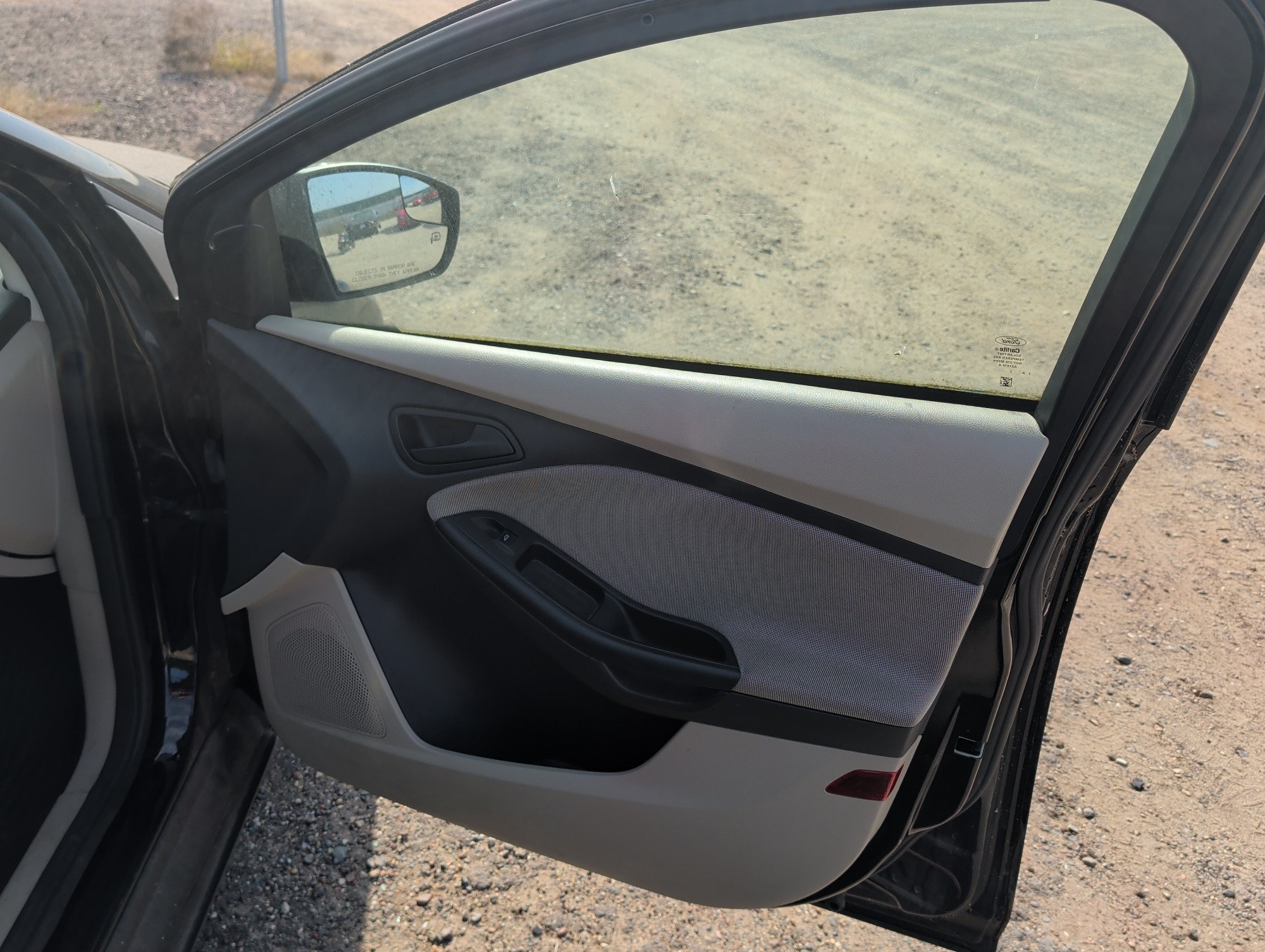 2012 ford focus se with 294536 miles for sale near Elk River, Minnesota 106737_32_passenger_door_panel.jpg