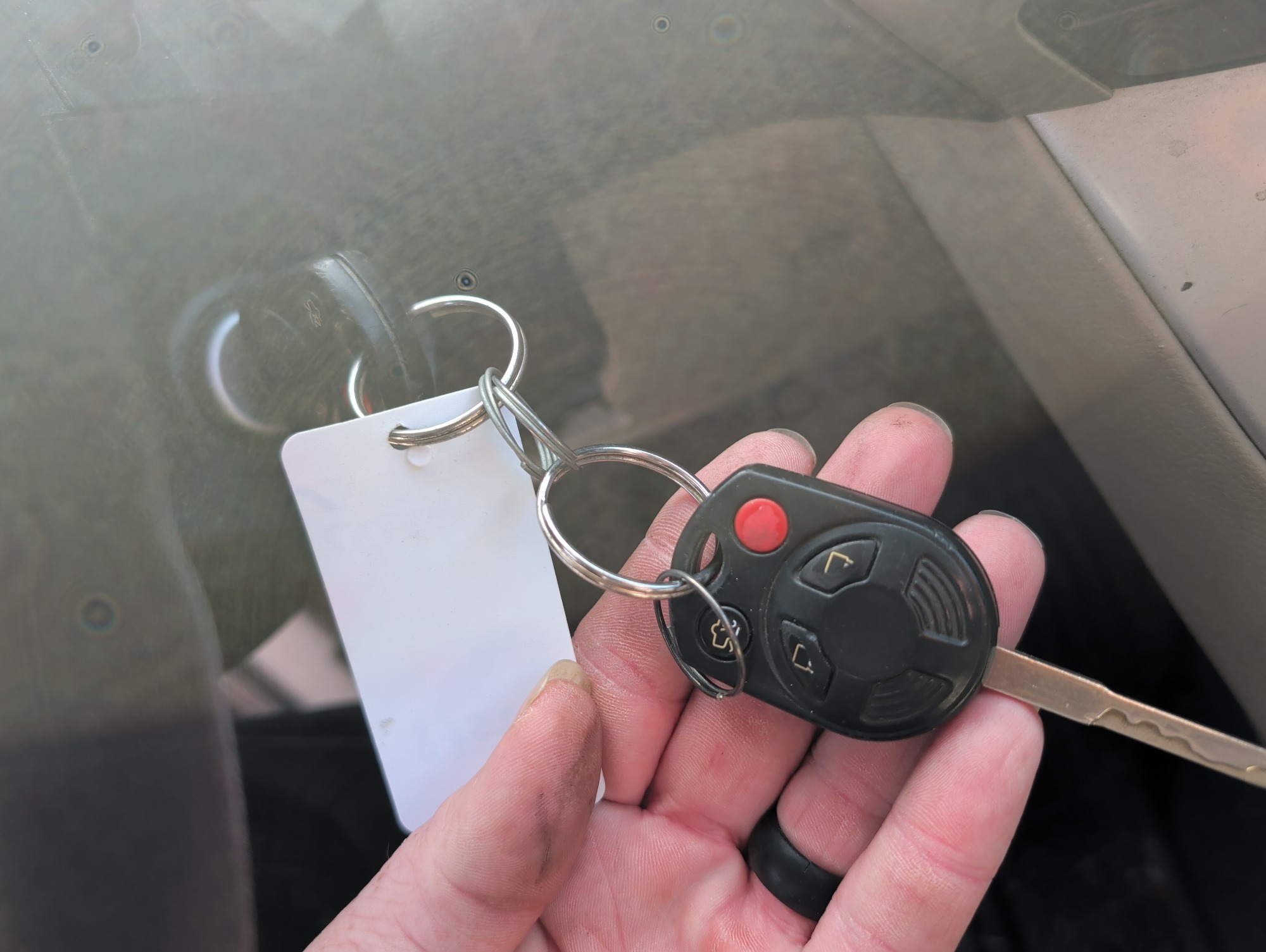 2012 ford focus se with 294536 miles for sale near Elk River, Minnesota 106737_51_keys.jpg