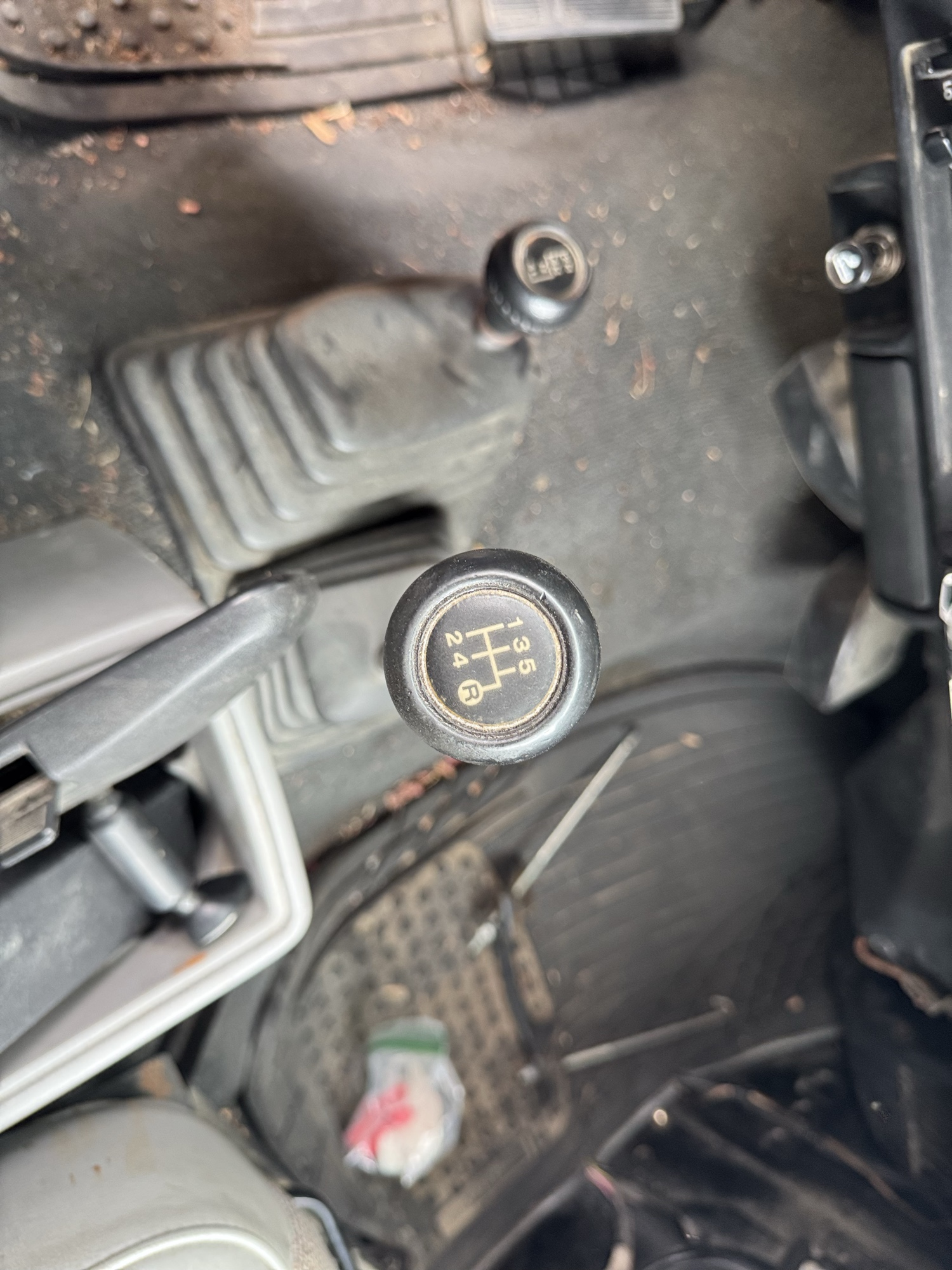 1995 jeep wrangler s with 122426 miles for sale near Elk River, Minnesota 106738_41_shifter.jpg