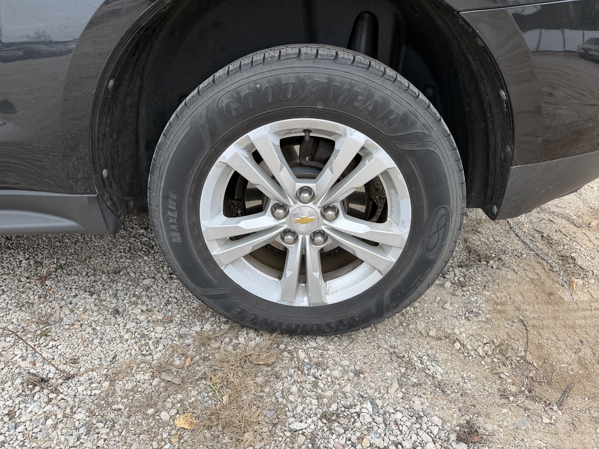 2011 chevrolet equinox 2lt-awd with 227351 miles for sale near Elk River, Minnesota 106739_13_rear_drv_wheel.jpg