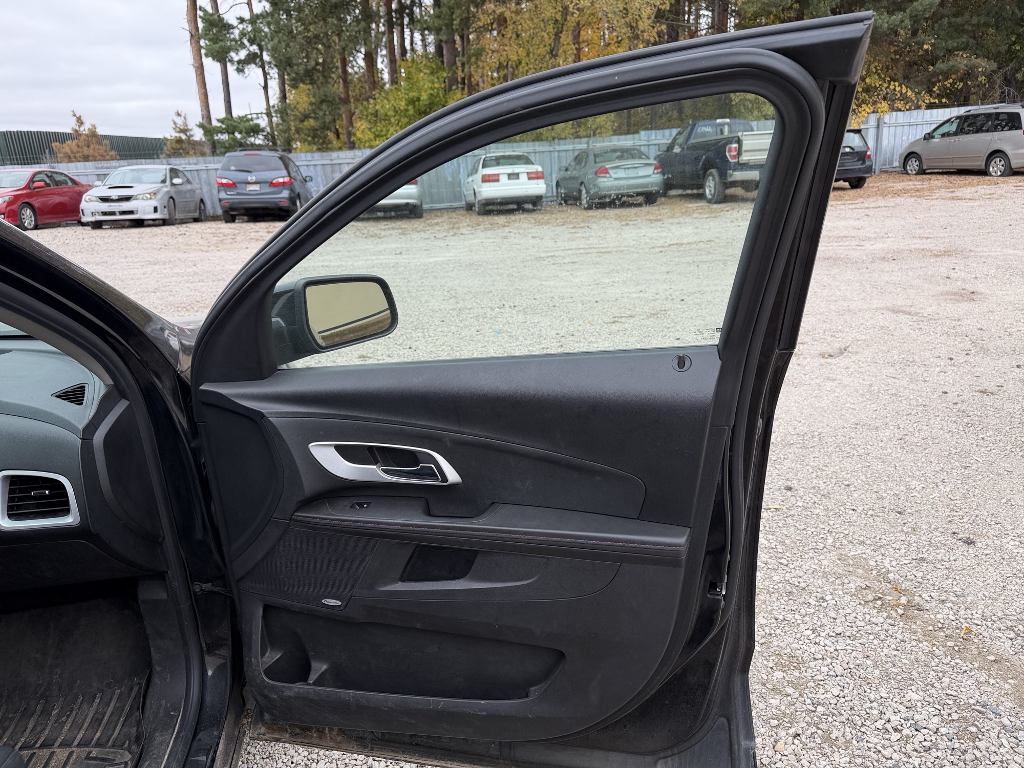 2011 chevrolet equinox 2lt-awd with 227351 miles for sale near Elk River, Minnesota 106739_32_passenger_door_panel.jpg