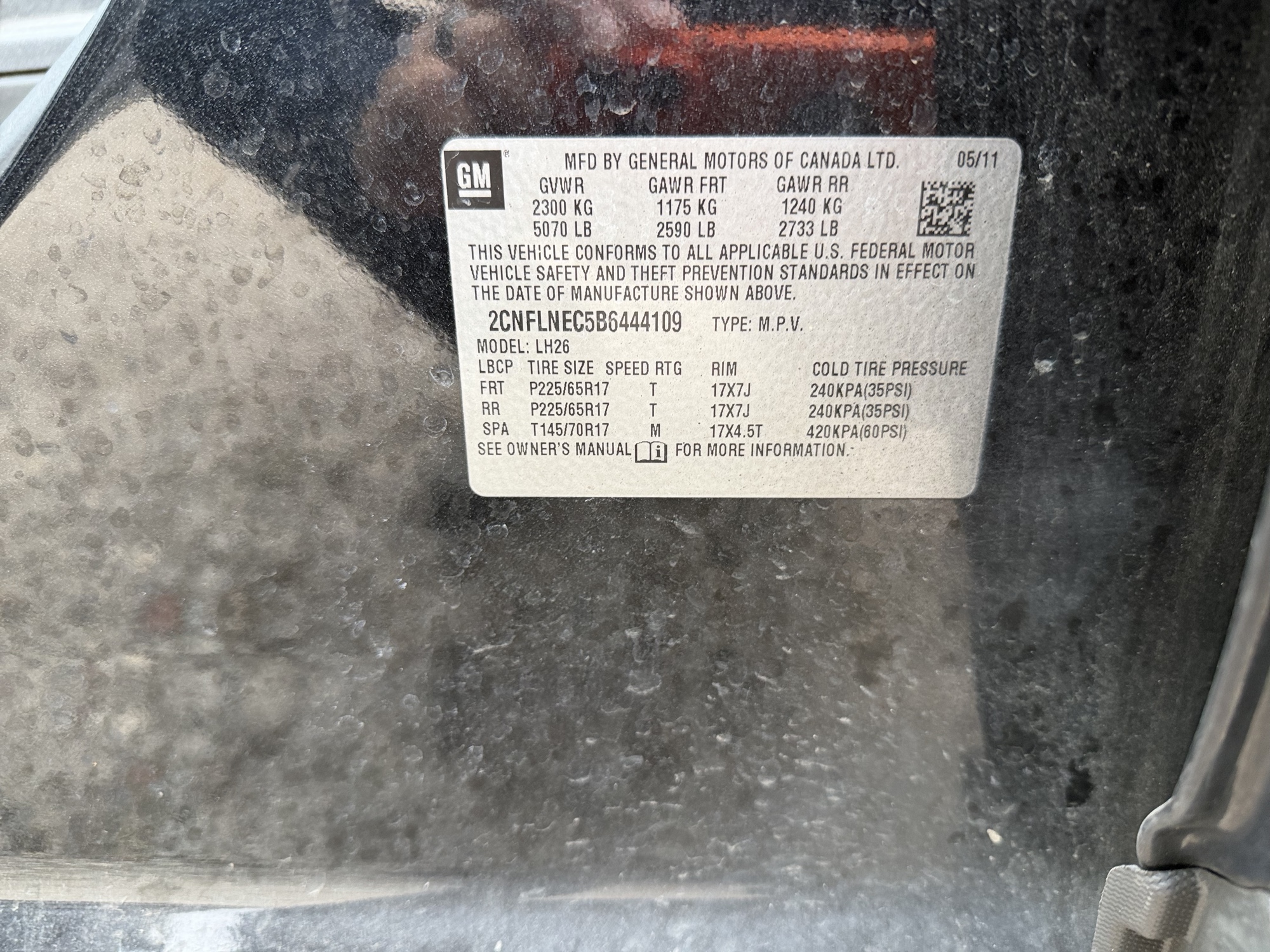2011 chevrolet equinox 2lt-awd with 227351 miles for sale near Elk River, Minnesota 106739_47_door_vin_sticker.jpg