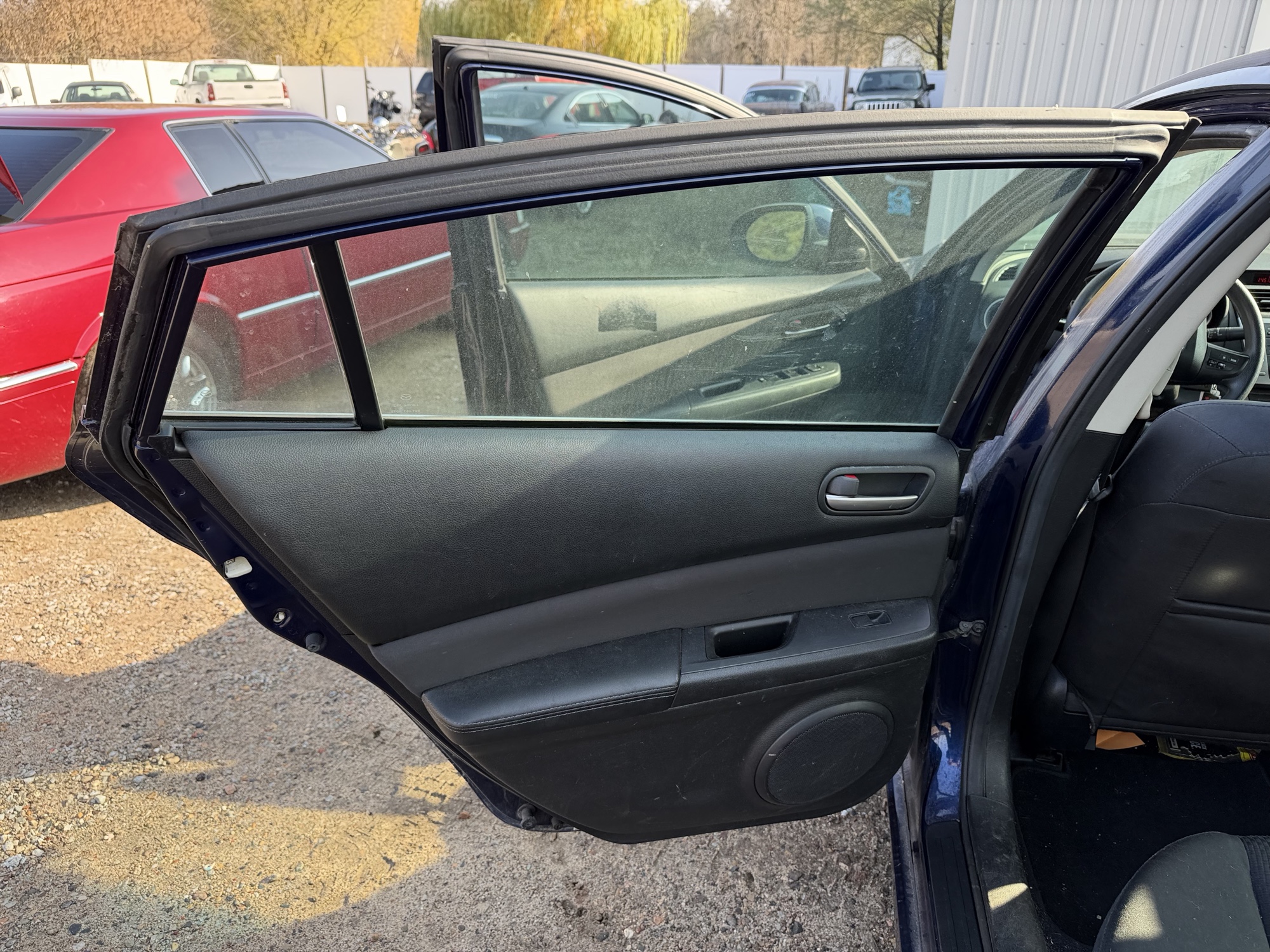 2011 mazda mazda6 i-touring with 280353 miles for sale near Elk River, Minnesota 106740_25_drv_rear_door_panel.jpg
