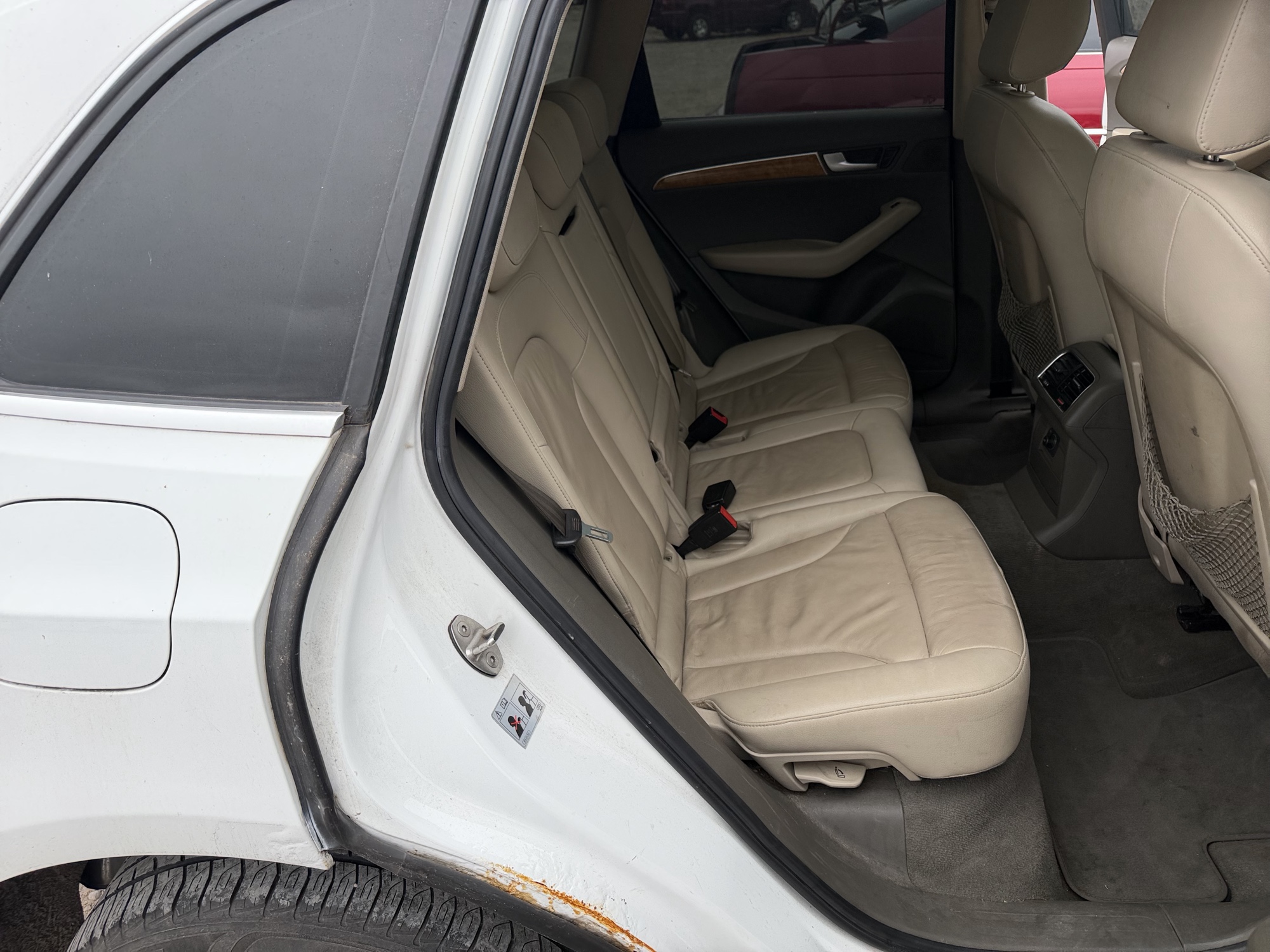 2009 audi q5 3.2-quattro-premium with 251115 miles for sale near Elk River, Minnesota 106741_28_pass_rear_seat.jpg