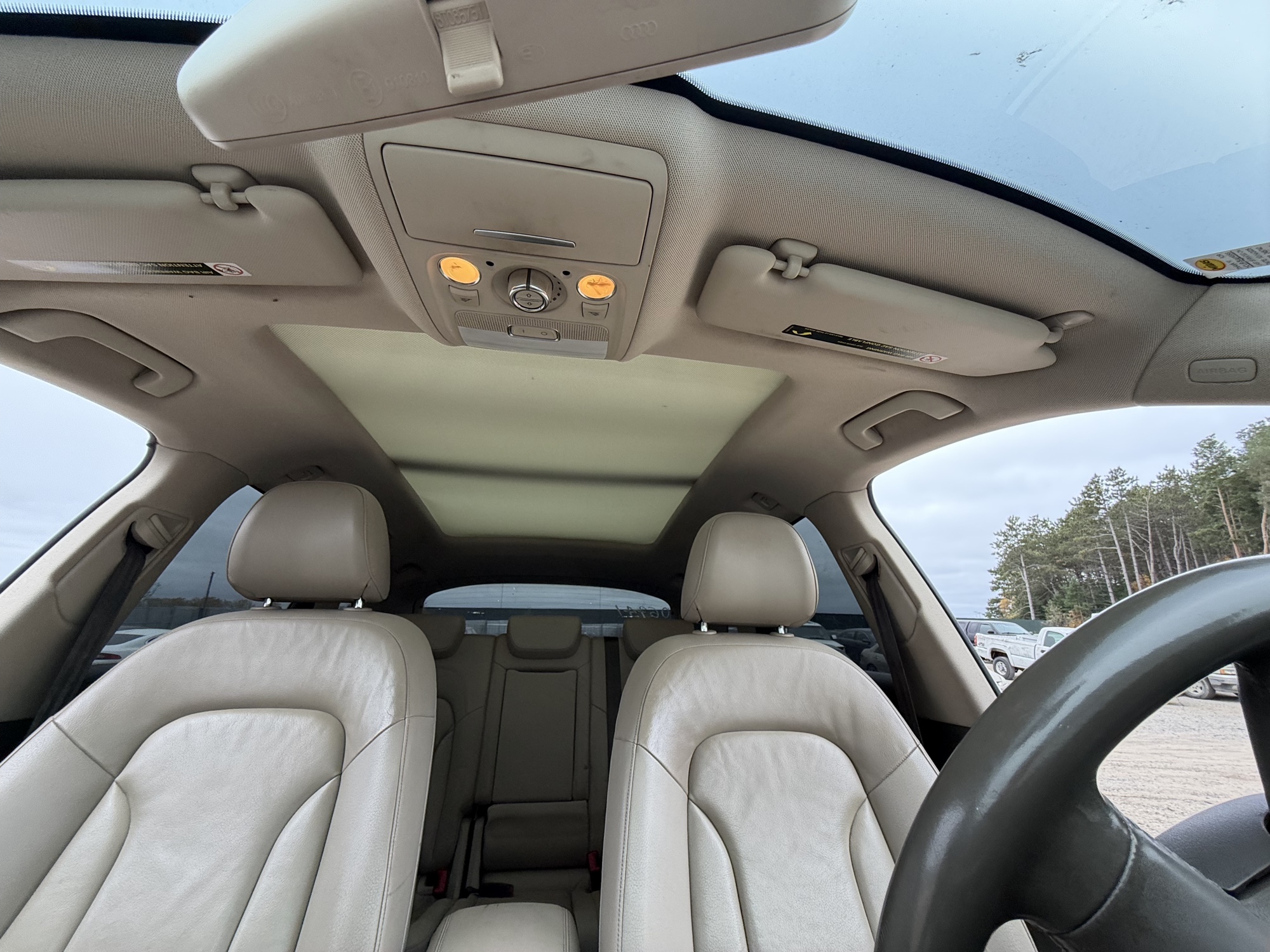 2009 audi q5 3.2-quattro-premium with 251115 miles for sale near Elk River, Minnesota 106741_35_headliner_sunroof.jpg