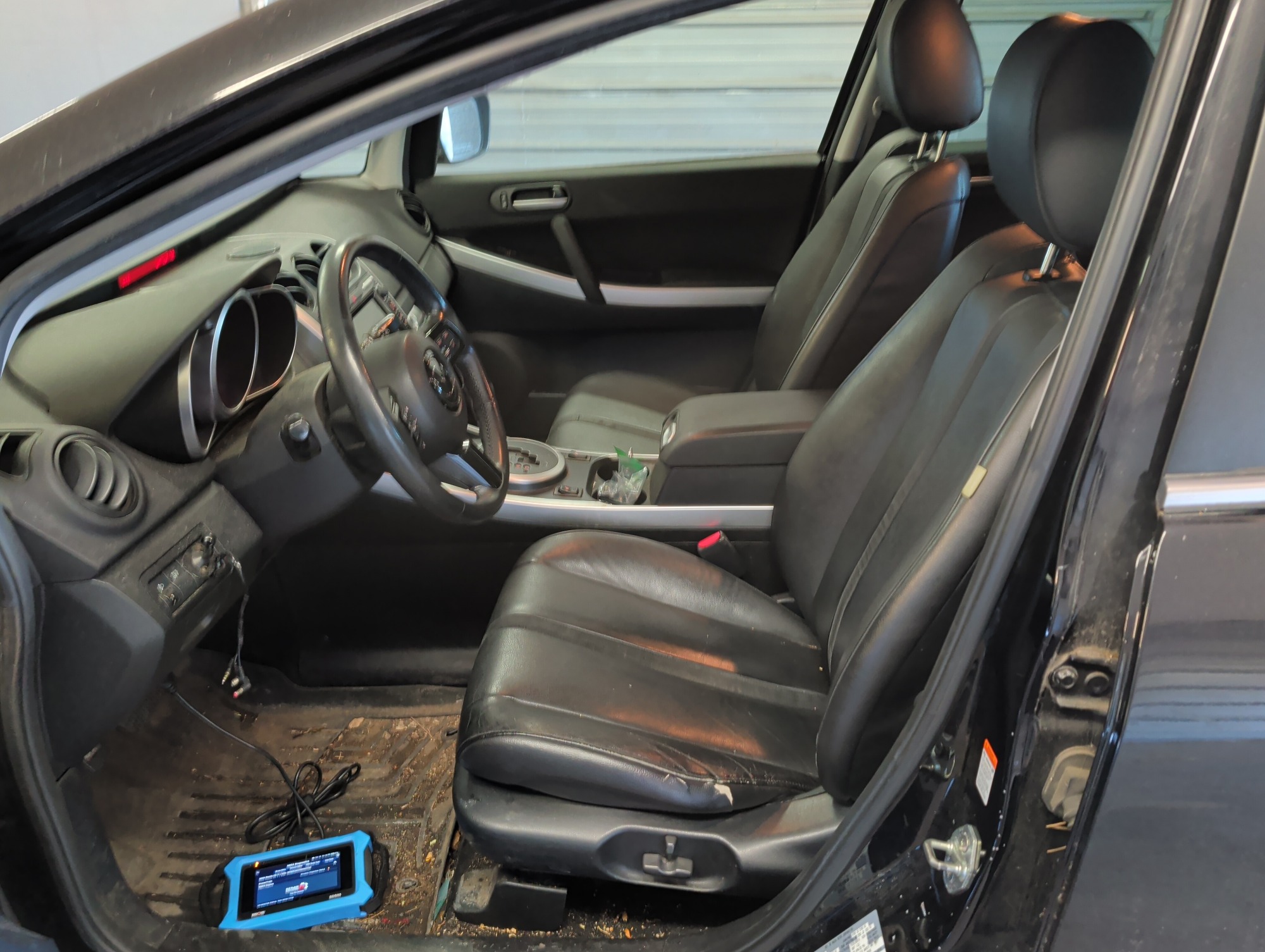 2009 mazda cx-7 grand-touring-fwd with 144847 miles for sale near Elk River, Minnesota 106742_22_driver_seat.jpg
