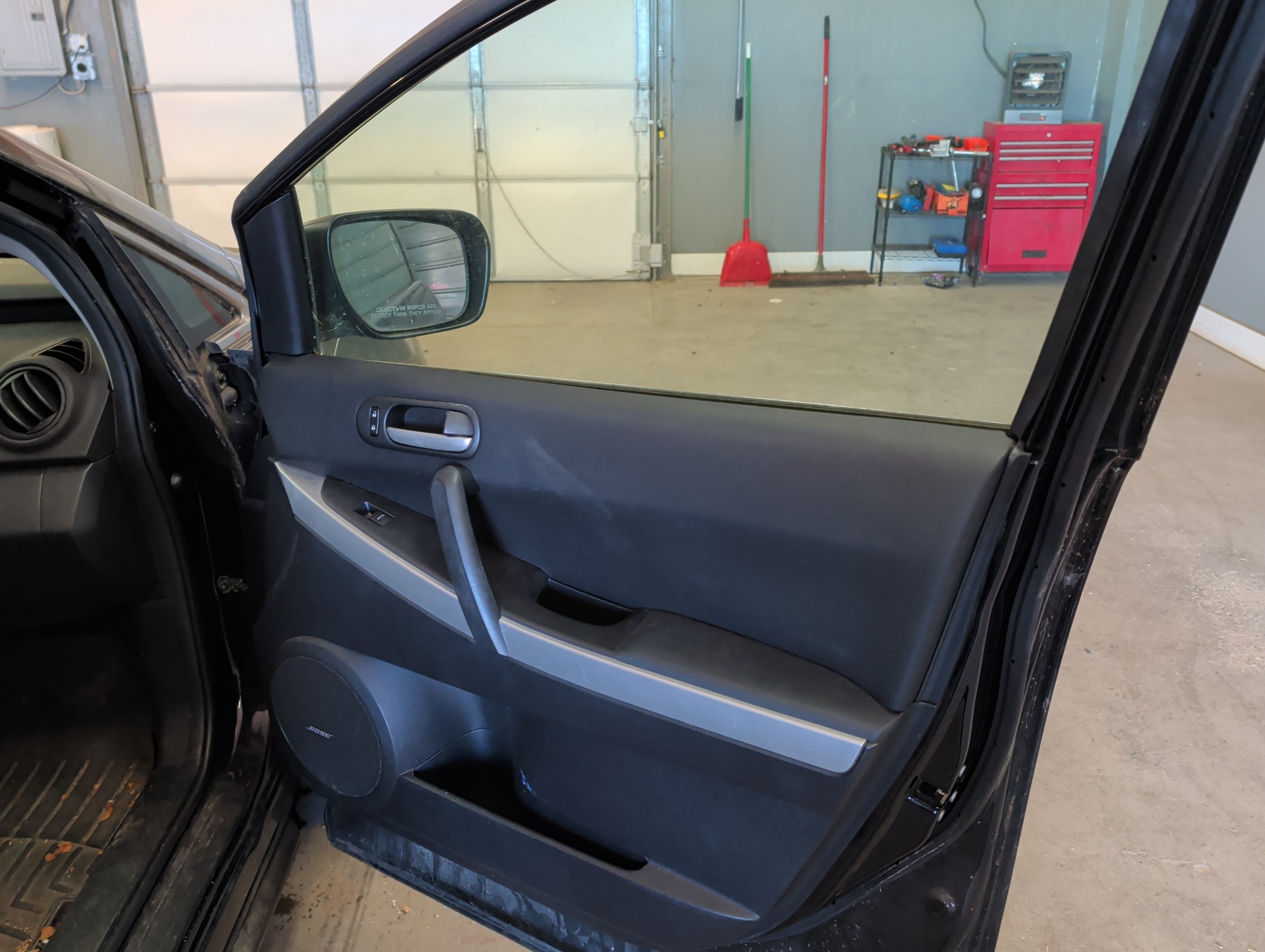 2009 mazda cx-7 grand-touring-fwd with 144847 miles for sale near Elk River, Minnesota 106742_32_passenger_door_panel.jpg