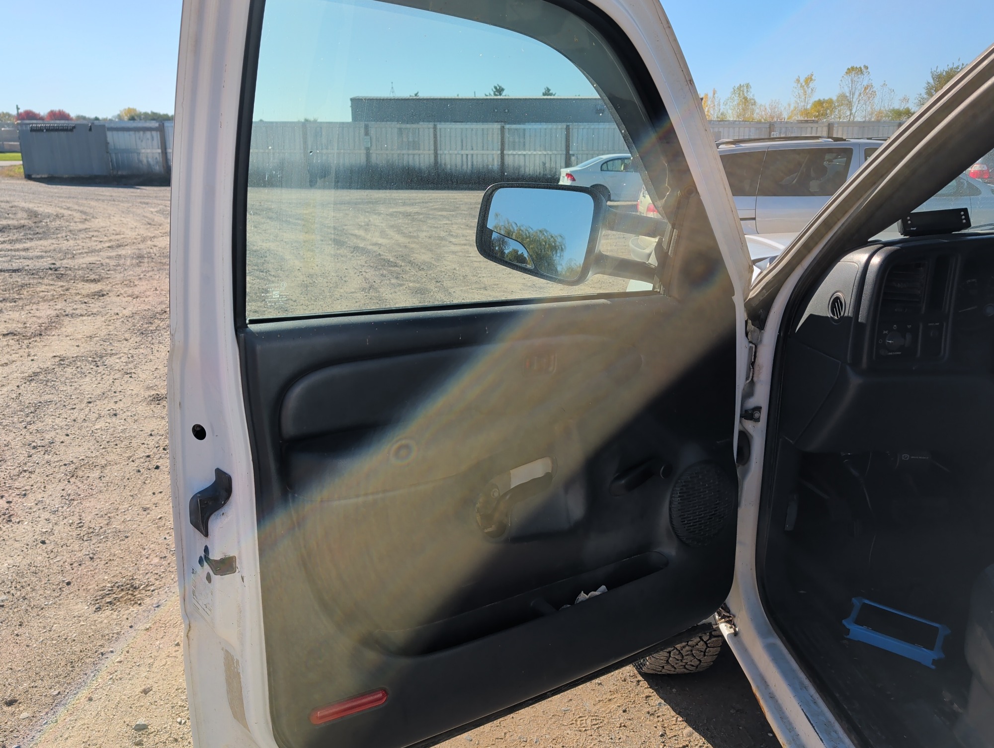 2002 chevrolet silverado-2500hd ext.-cab-short-bed-4wd with 237298 miles for sale near Elk River, Minnesota 106743_23_driver_door_panel.jpg