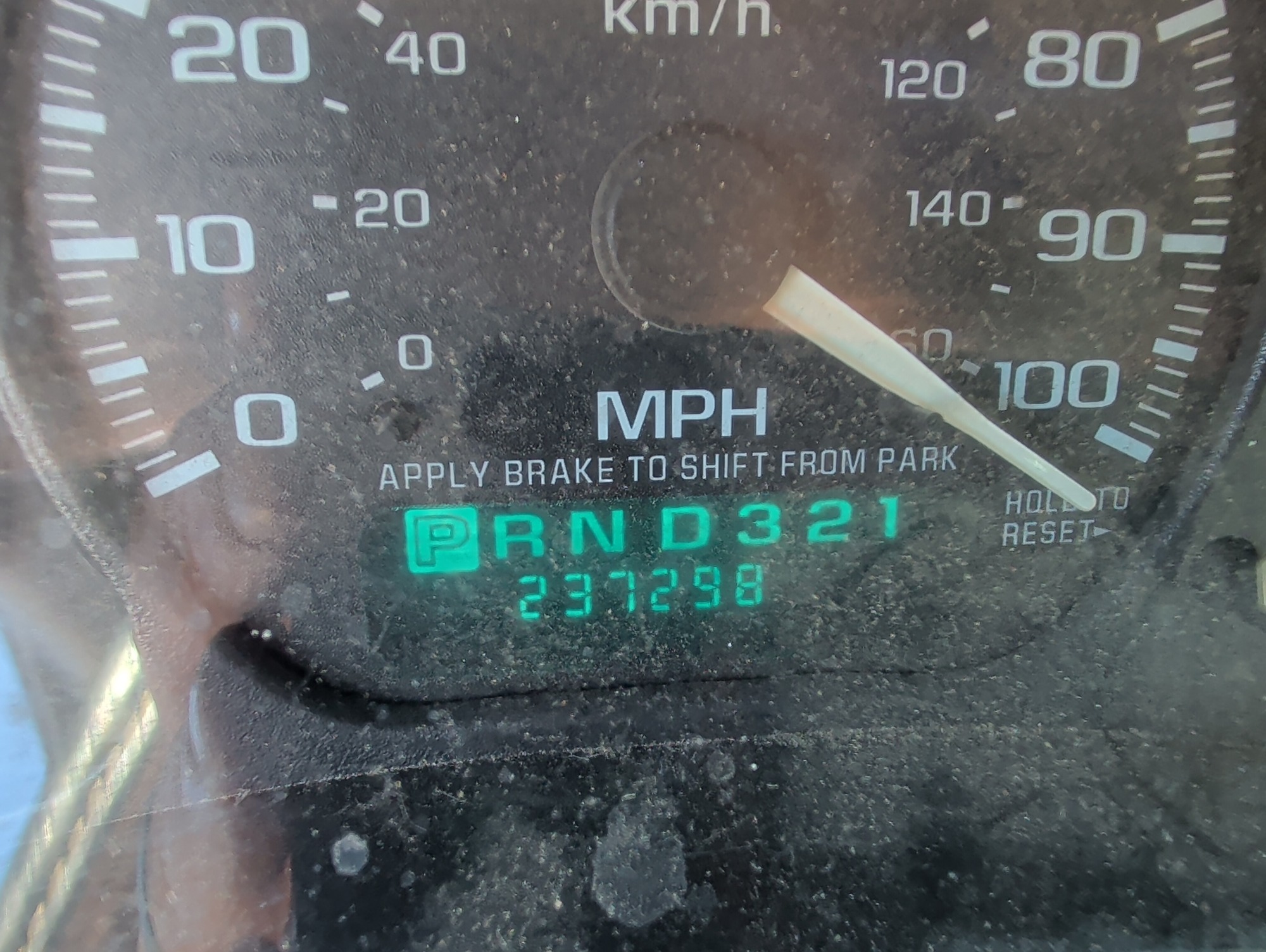 2002 chevrolet silverado-2500hd ext.-cab-short-bed-4wd with 237298 miles for sale near Elk River, Minnesota 106743_44_mileage_closeup.jpg