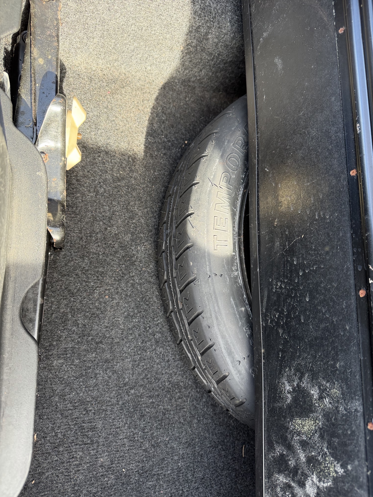 1999 cadillac eldorado touring-coupe for sale near Elk River, Minnesota 106744_27_spare_tire.jpg