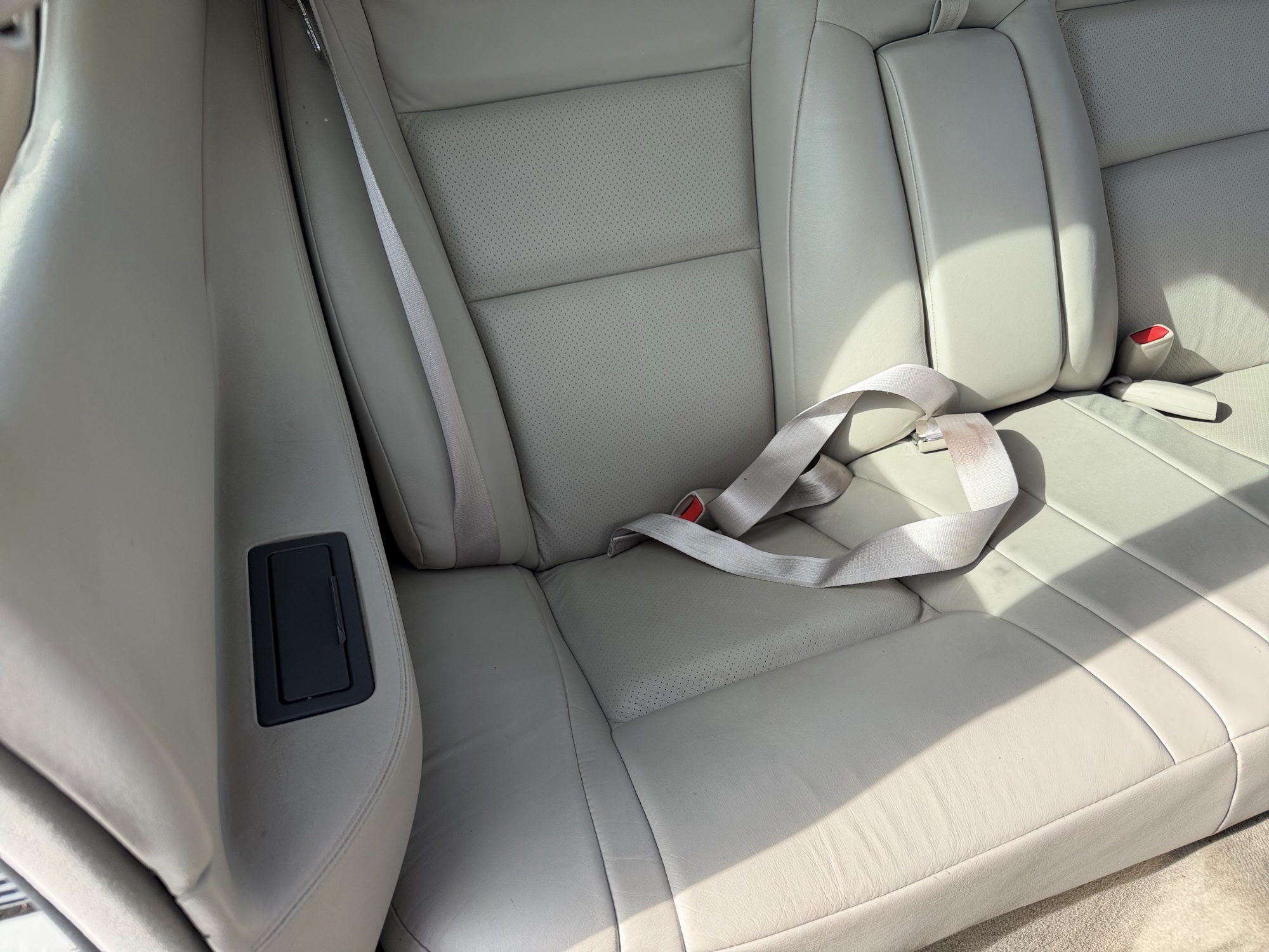 1999 cadillac eldorado touring-coupe for sale near Elk River, Minnesota 106744_28_pass_rear_seat.jpg