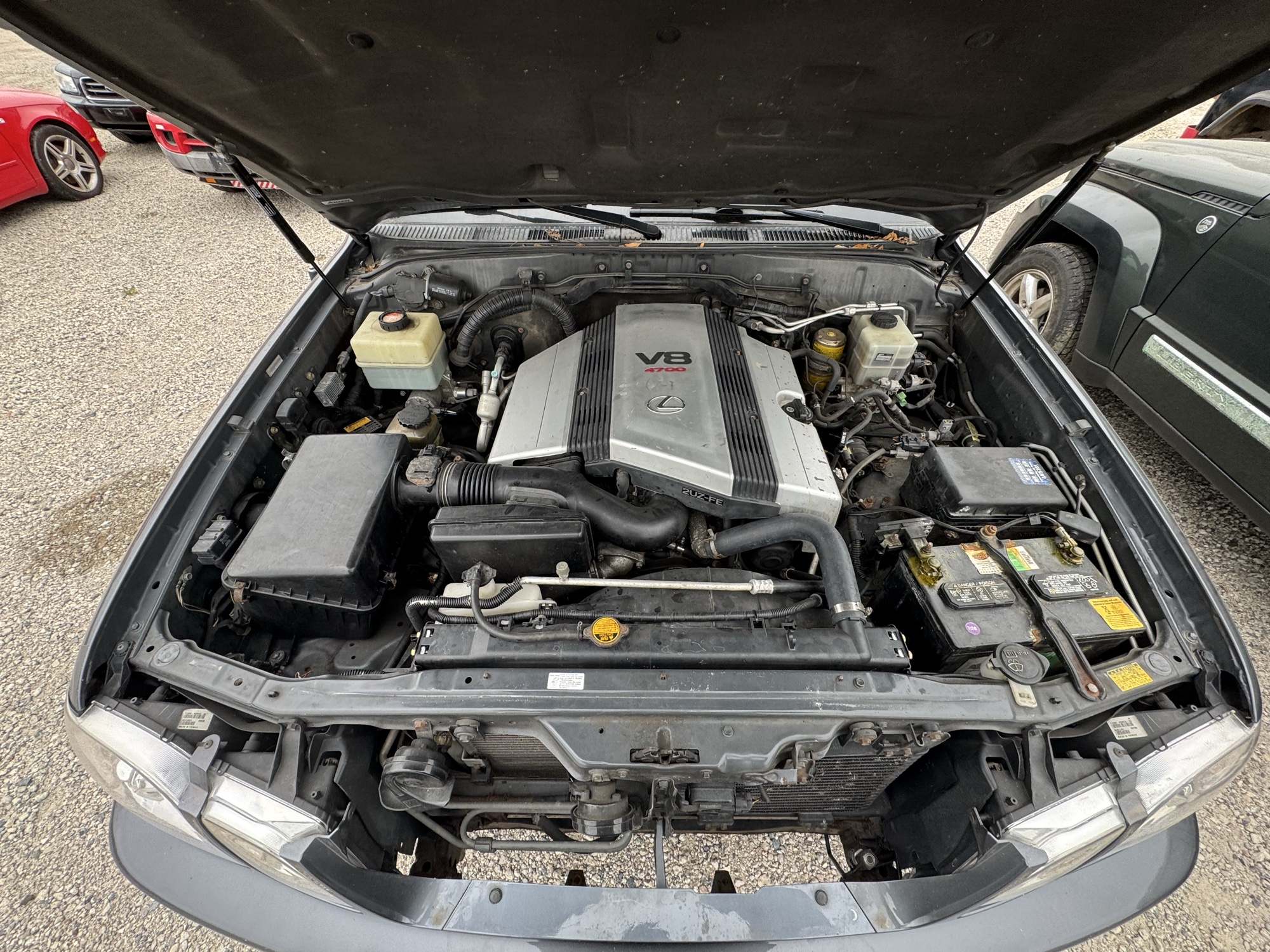2004 lexus lx-470 sport-utility with 318395 miles for sale near Elk River, Minnesota 106745_49_engine_bay.jpg