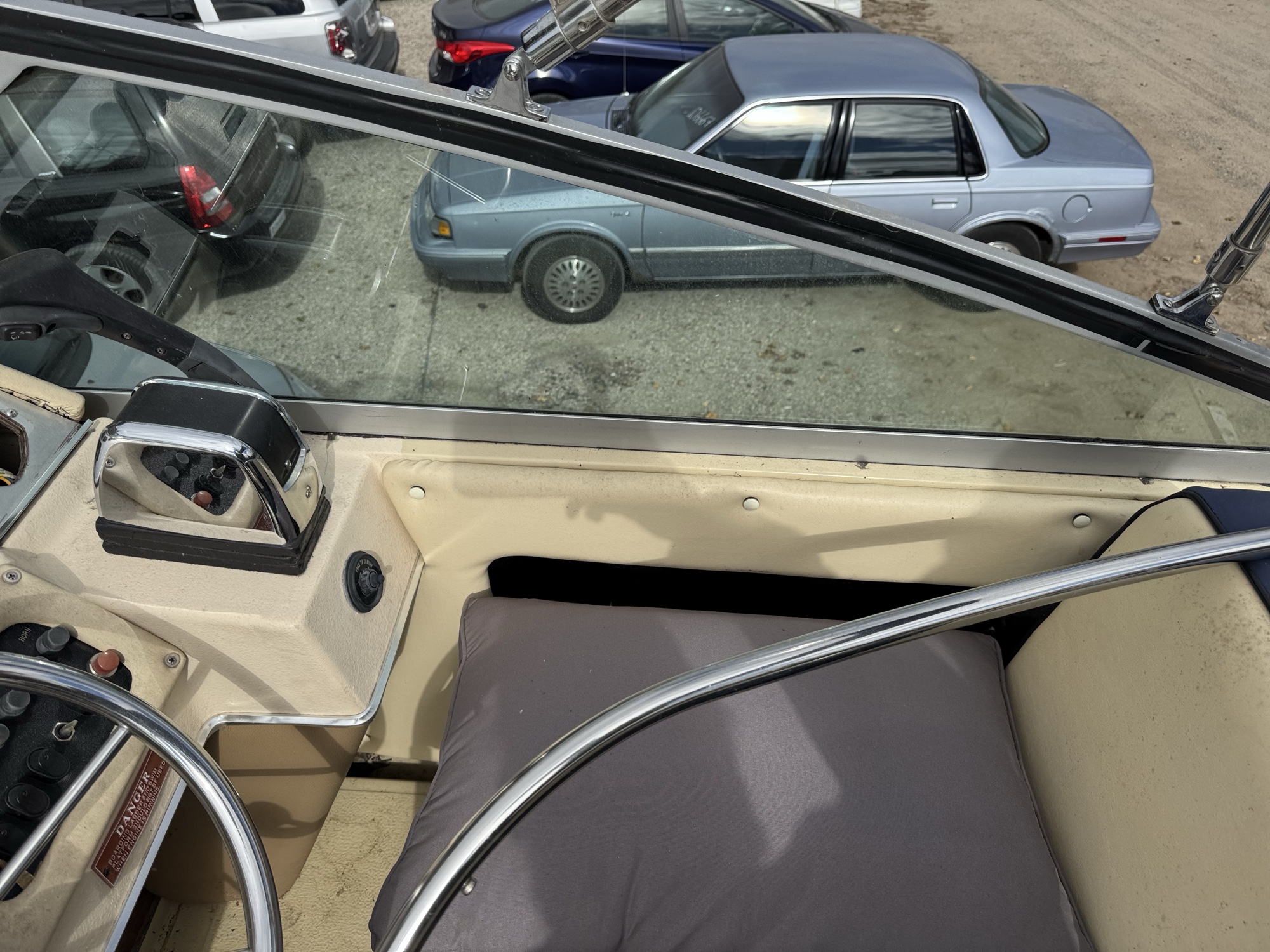 1984 sea-ray sundance for sale near Elk River, Minnesota 106746_23_driver_door_panel.jpg