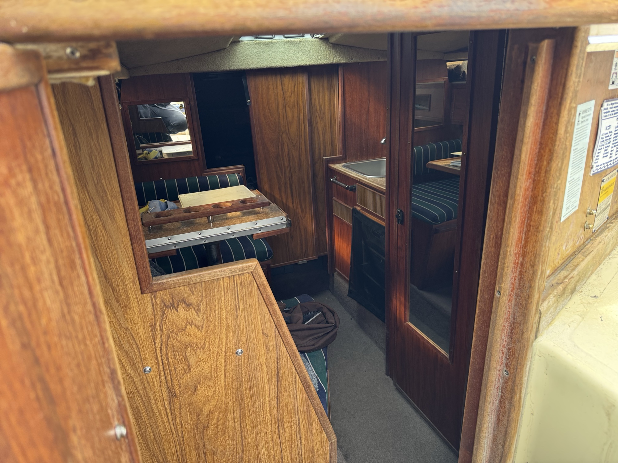 1984 sea-ray sundance for sale near Elk River, Minnesota 106746_31_passenger_seat.jpg
