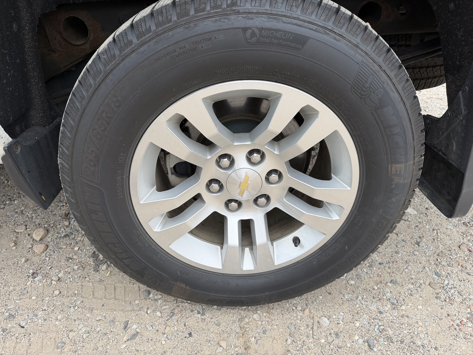 2015 chevrolet silverado-1500 lt-double-cab-4wd with 227035 miles for sale near Elk River, Minnesota 106748_13_rear_drv_wheel.jpg