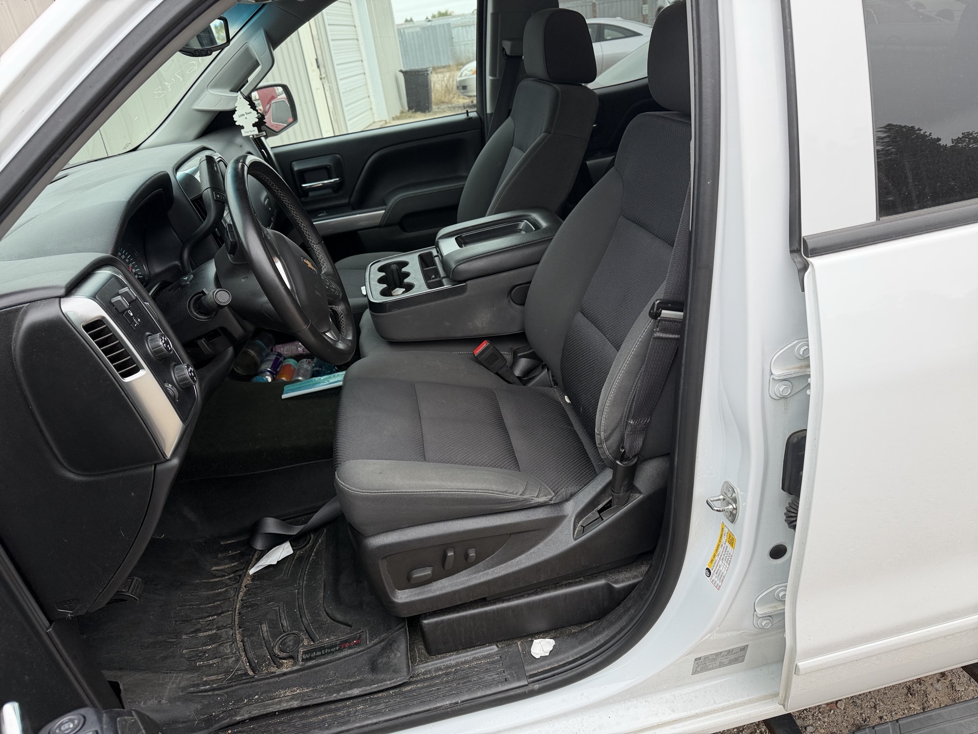 2015 chevrolet silverado-1500 lt-double-cab-4wd with 227035 miles for sale near Elk River, Minnesota 106748_22_driver_seat.jpg