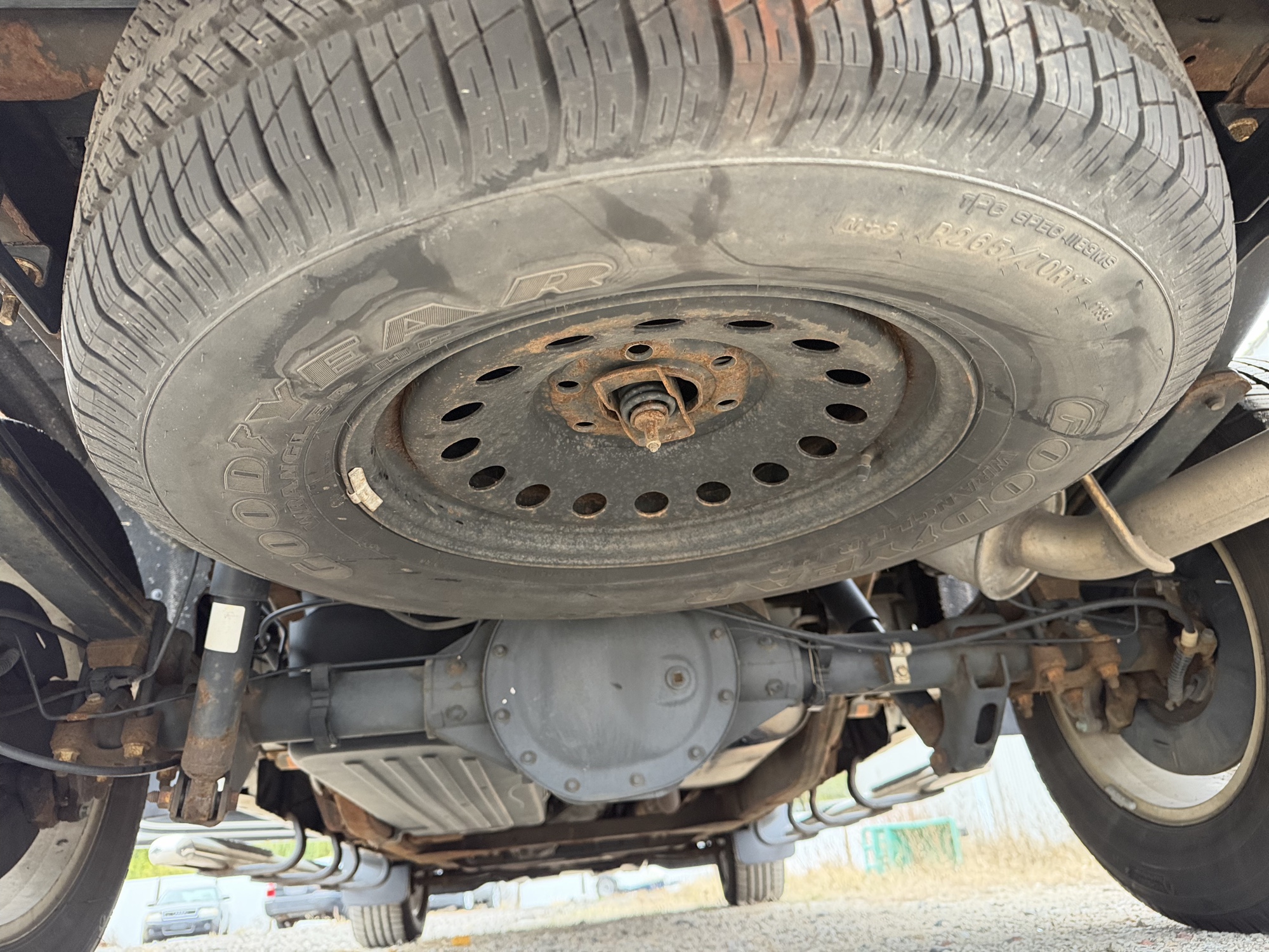 2015 chevrolet silverado-1500 lt-double-cab-4wd with 227035 miles for sale near Elk River, Minnesota 106748_27_spare_tire.jpg