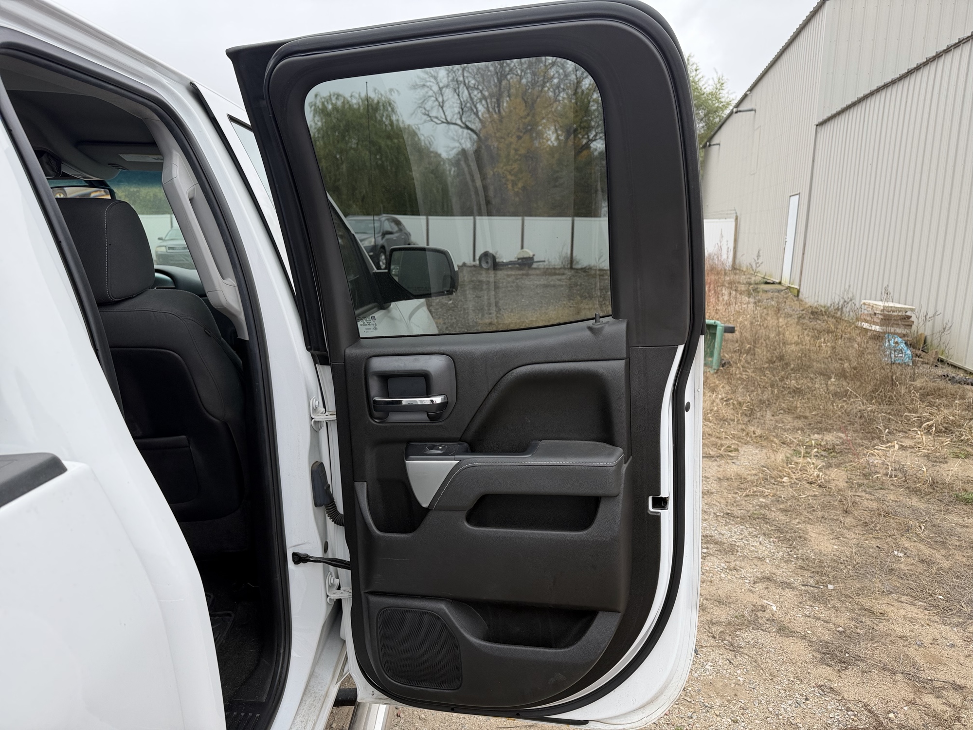 2015 chevrolet silverado-1500 lt-double-cab-4wd with 227035 miles for sale near Elk River, Minnesota 106748_30_pass_rear_door_panel.jpg