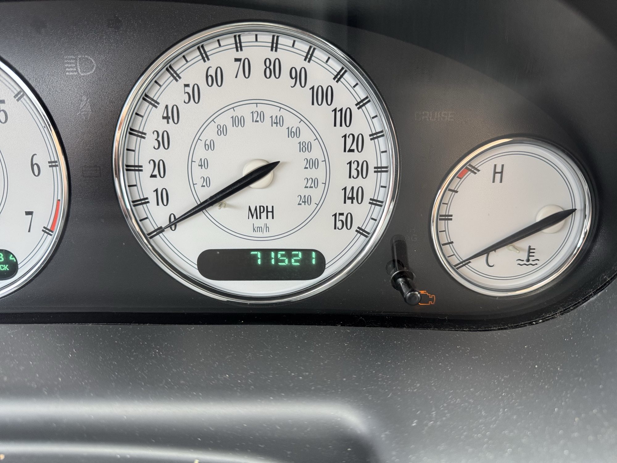 2002 chrysler 300m special with 71521 miles for sale near Elk River, Minnesota 106749_44_mileage_closeup.jpg