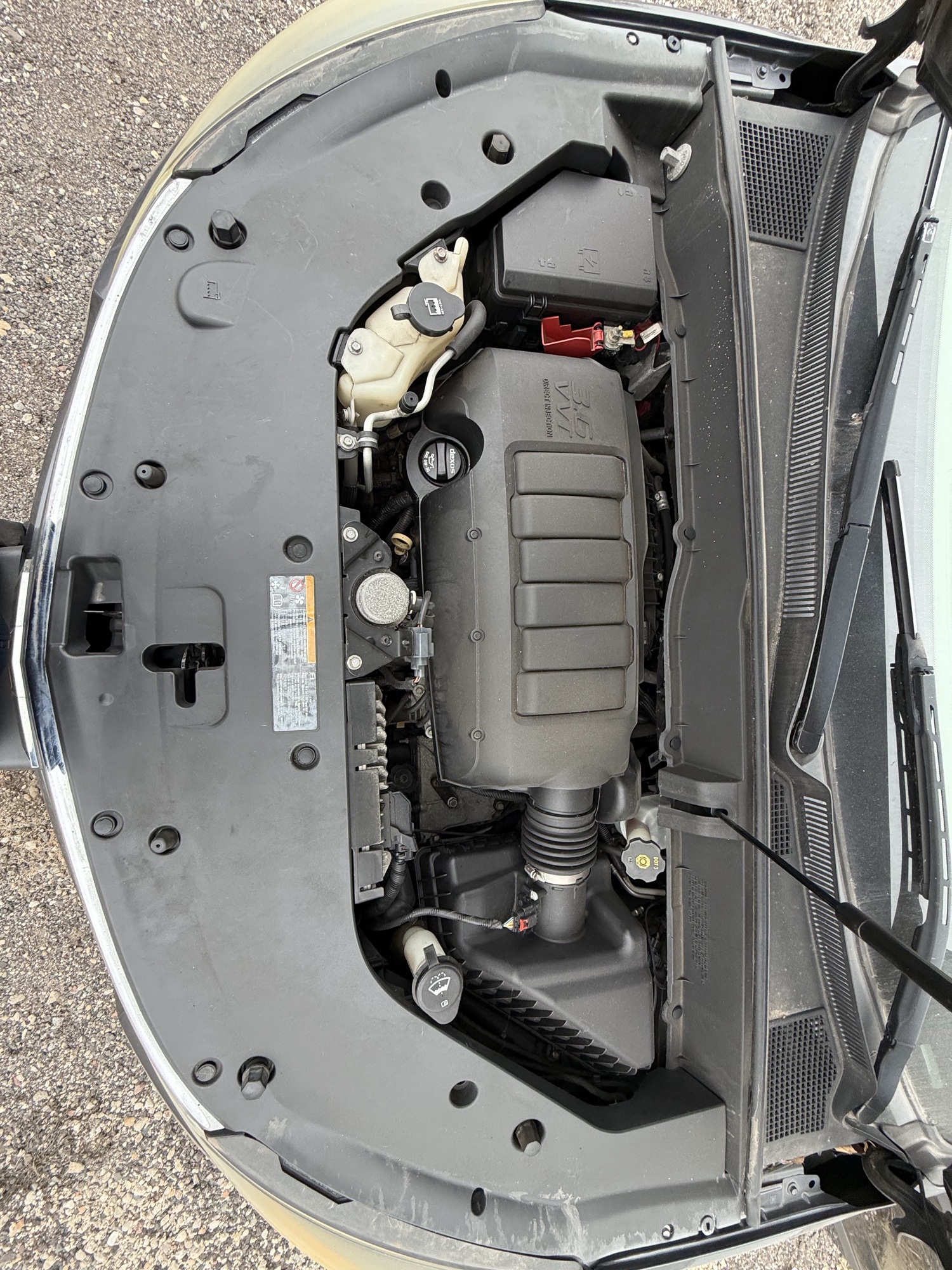 2014 chevrolet traverse ls-fwd with 145915 miles for sale near Elk River, Minnesota 106750_49_engine_bay.jpg