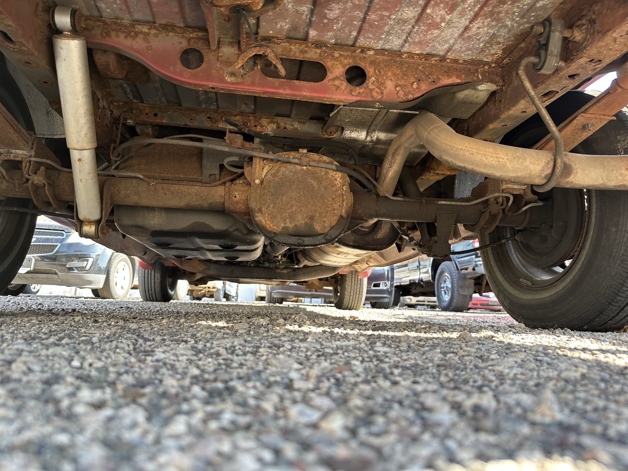 1998 chevrolet astro 2wd for sale near Elk River, Minnesota 106752_19_undercar_rear.jpg