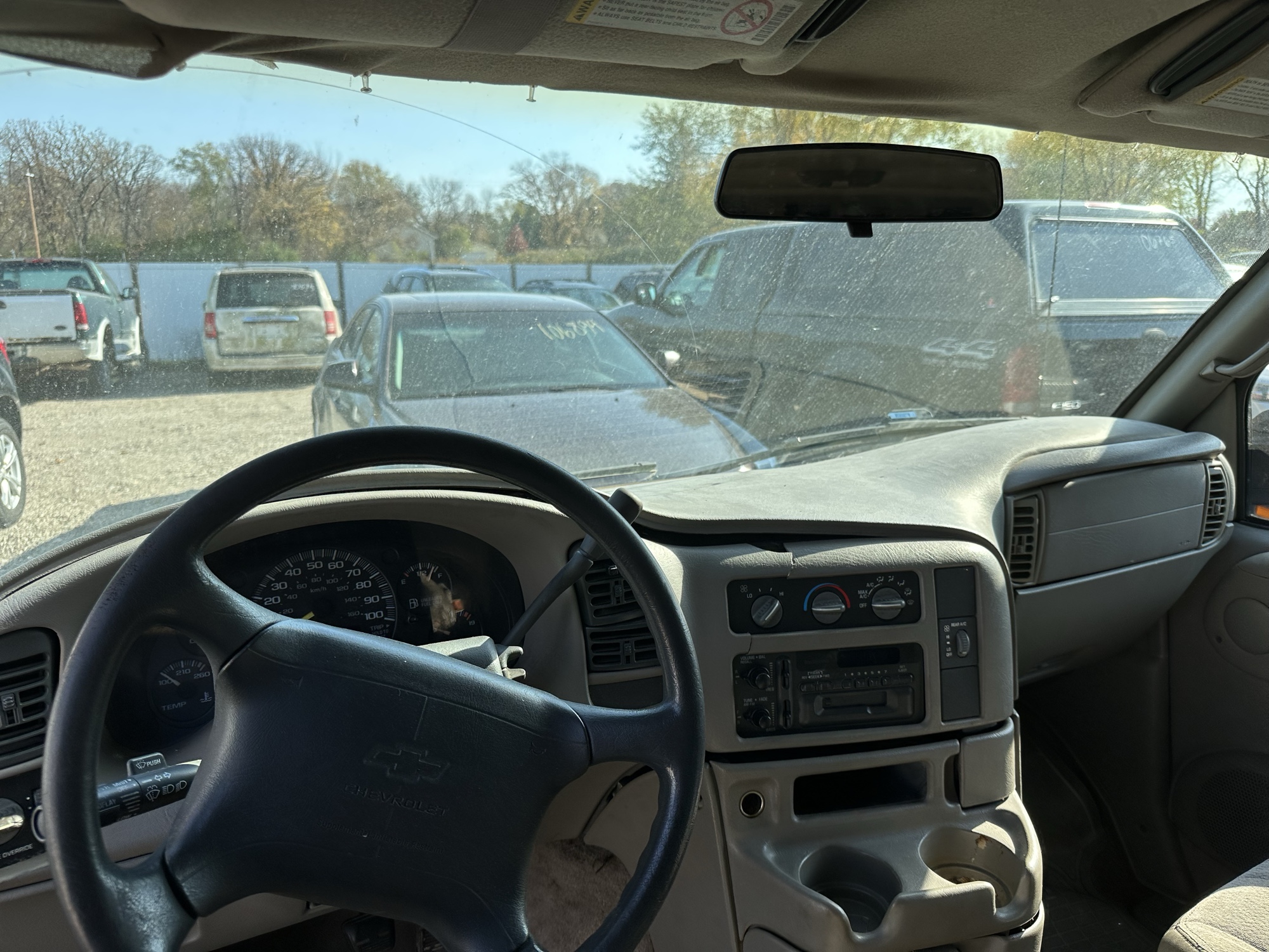 1998 chevrolet astro 2wd for sale near Elk River, Minnesota 106752_33_dash_from_driver.jpg
