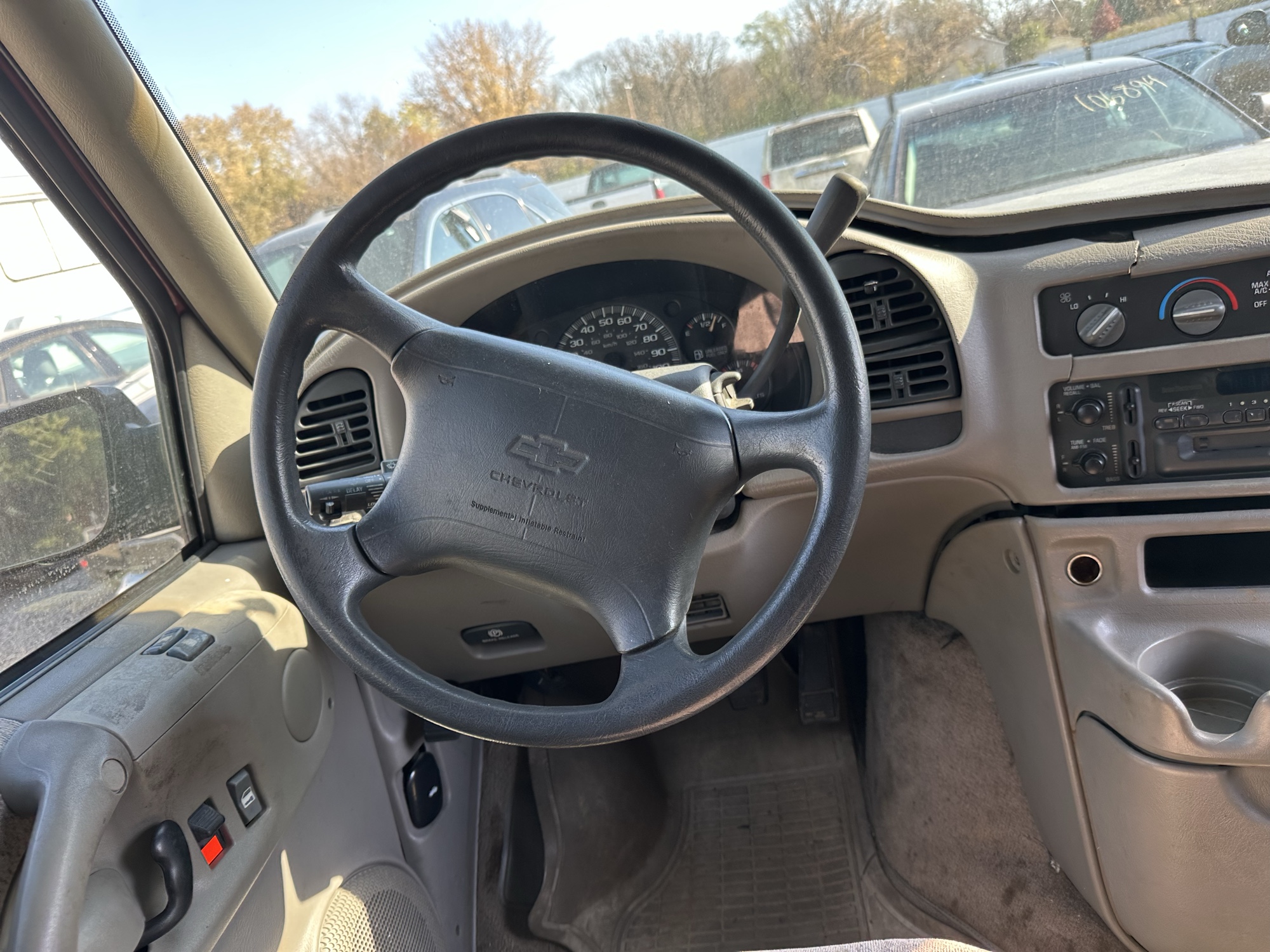 1998 chevrolet astro 2wd for sale near Elk River, Minnesota 106752_36_steering_wheel.jpg