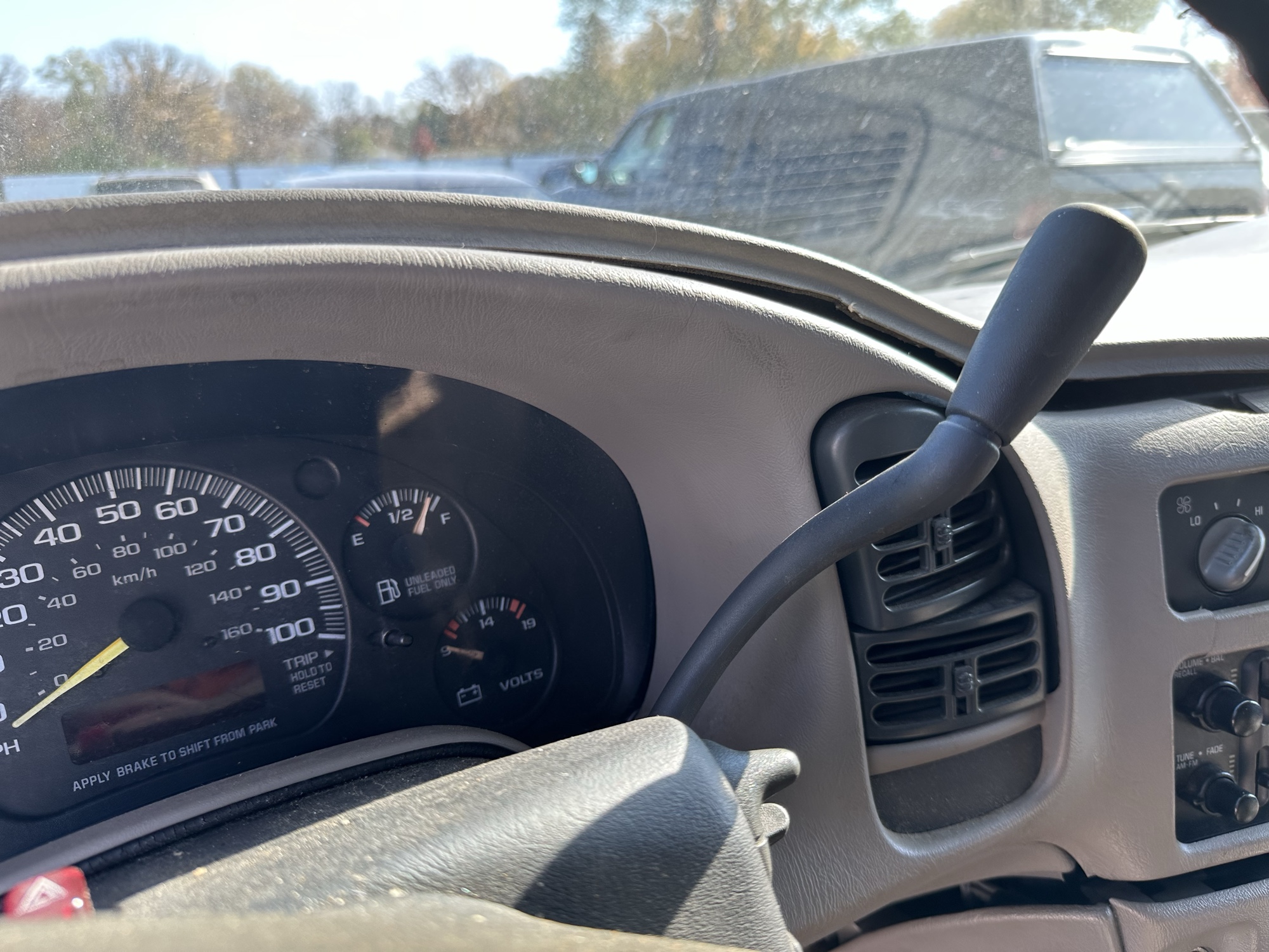 1998 chevrolet astro 2wd for sale near Elk River, Minnesota 106752_41_shifter.jpg