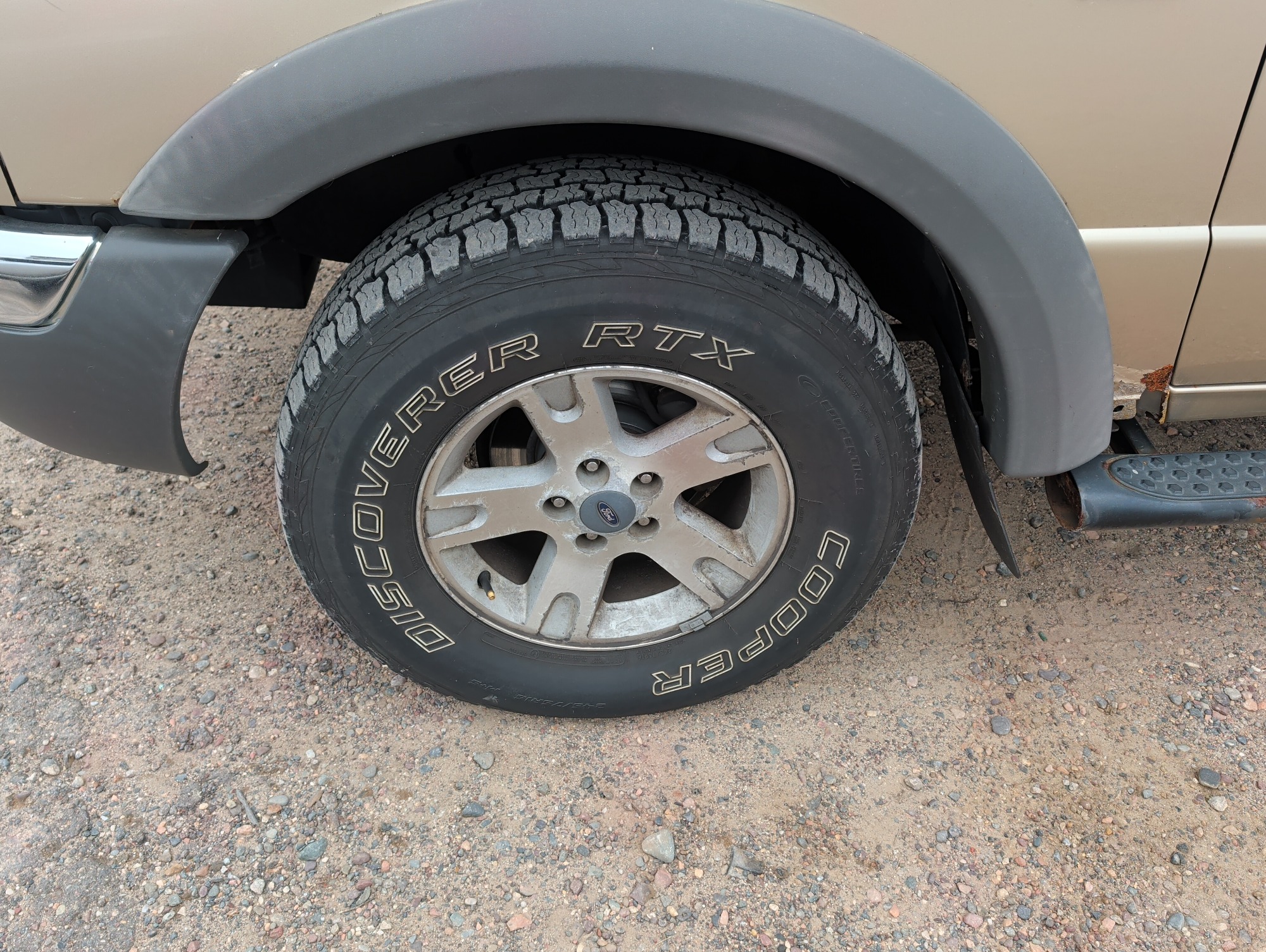 2002 ford ranger edge-supercab-4wd---375a with 165151 miles for sale near Elk River, Minnesota 106753_12_drv_front_wheel.jpg