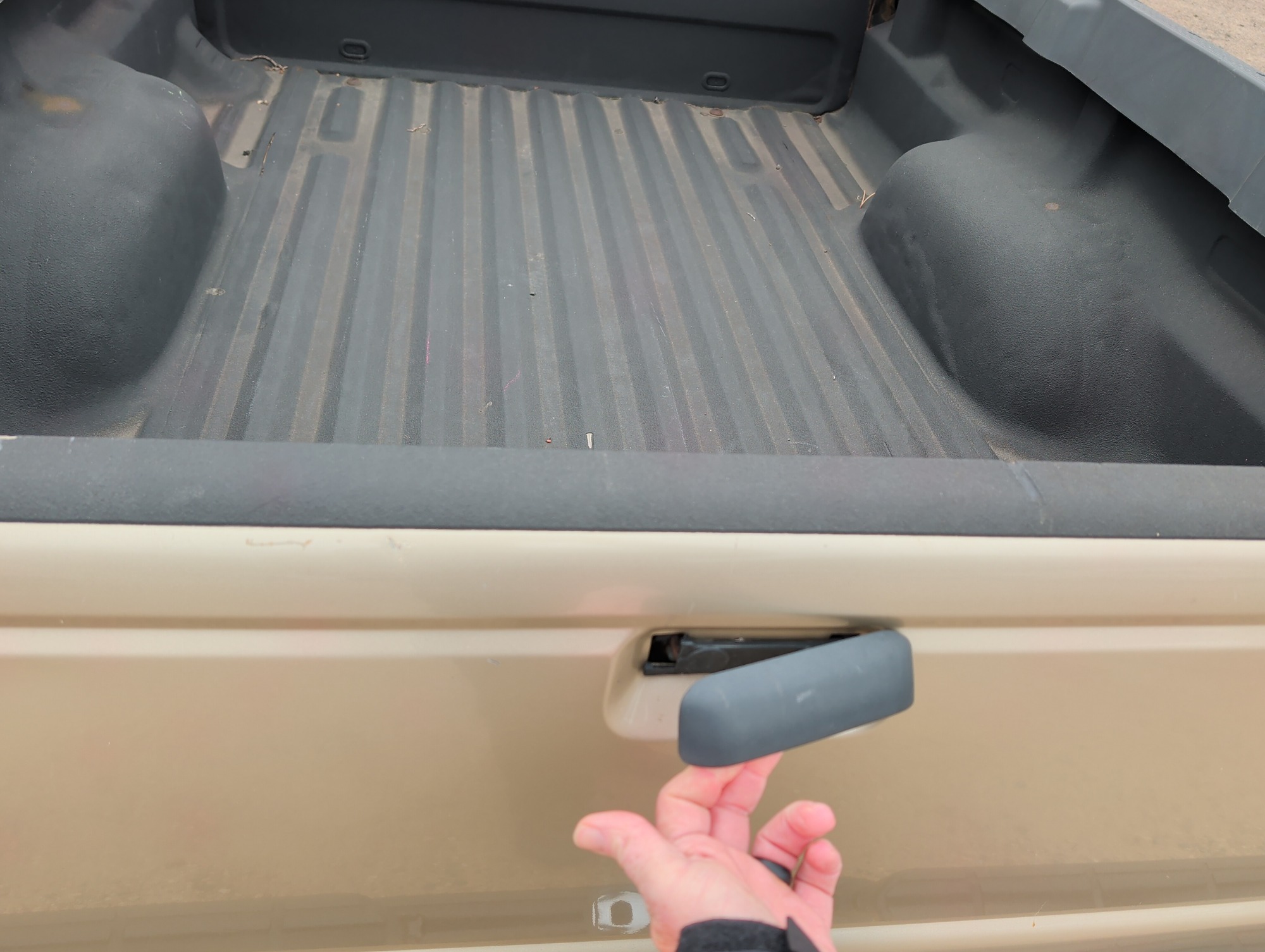 2002 ford ranger edge-supercab-4wd---375a with 165151 miles for sale near Elk River, Minnesota 106753_26_trunk.jpg