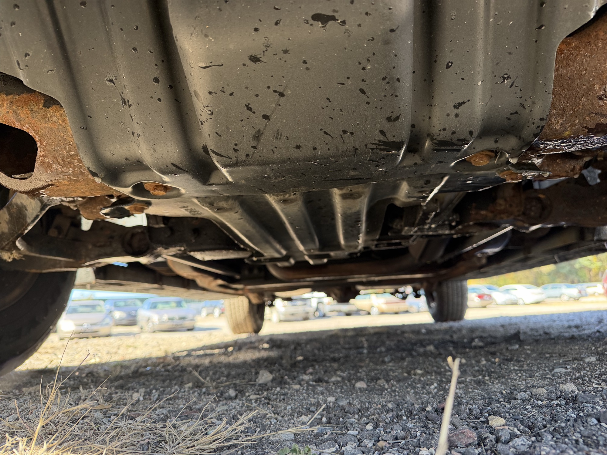 2001 chevrolet tahoe 4wd for sale near Elk River, Minnesota 106754_16_undercar_front.jpg