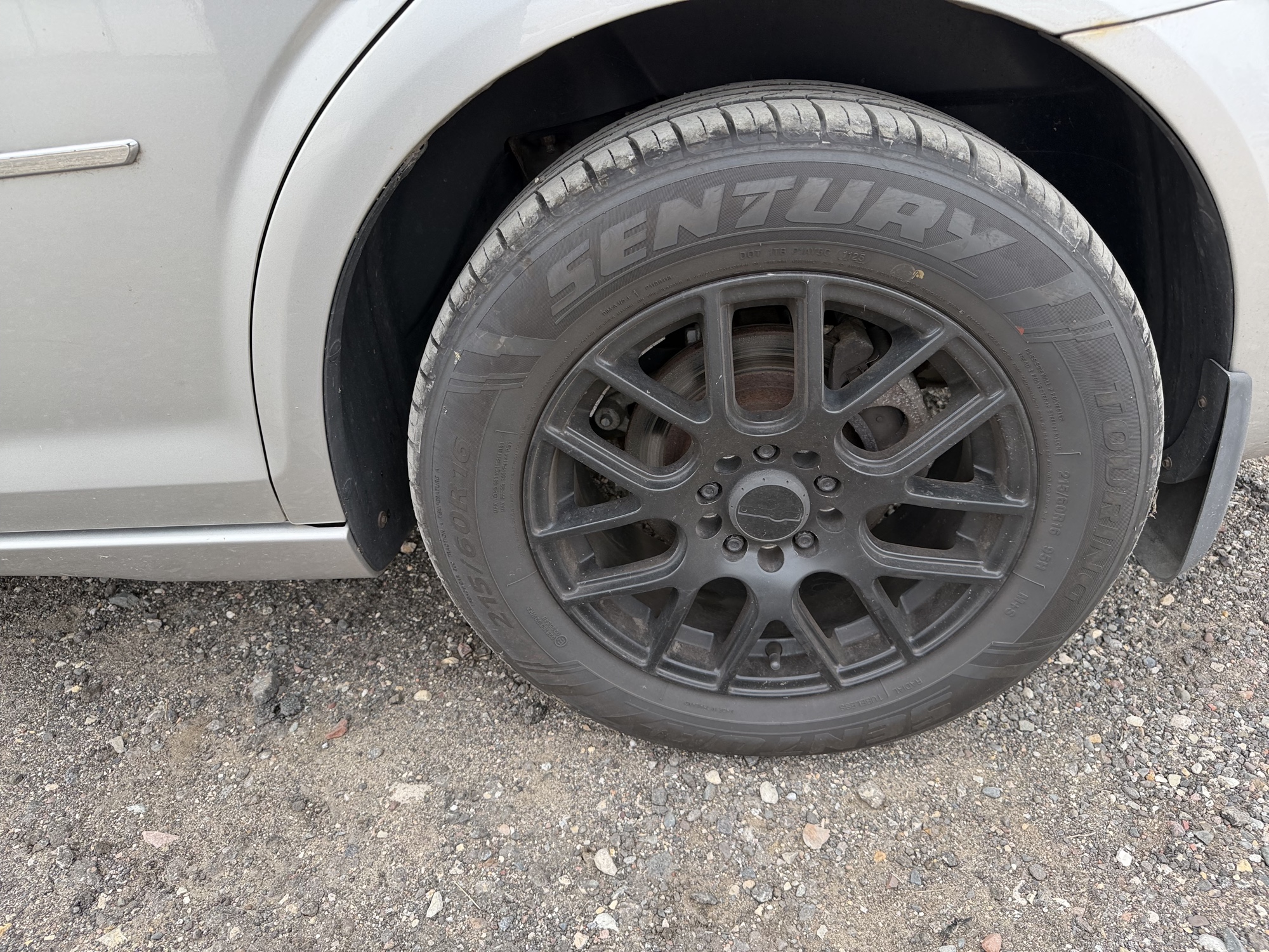 2008 saturn aura xe with 166520 miles for sale near Elk River, Minnesota 106755_13_rear_drv_wheel.jpg