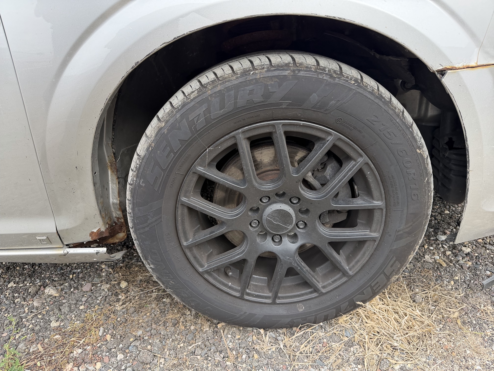 2008 saturn aura xe with 166520 miles for sale near Elk River, Minnesota 106755_15_front_pass_wheel.jpg