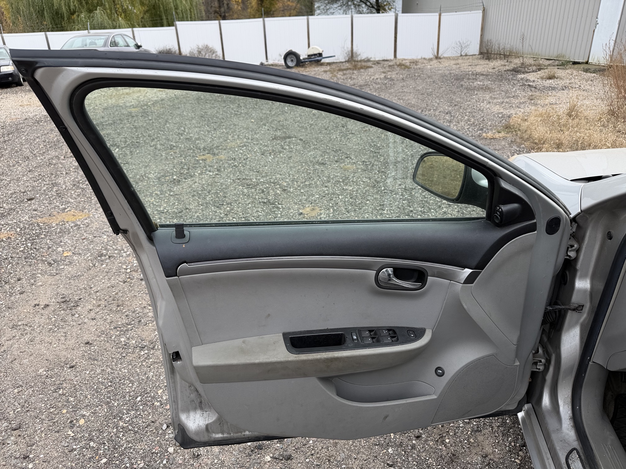 2008 saturn aura xe with 166520 miles for sale near Elk River, Minnesota 106755_23_driver_door_panel.jpg