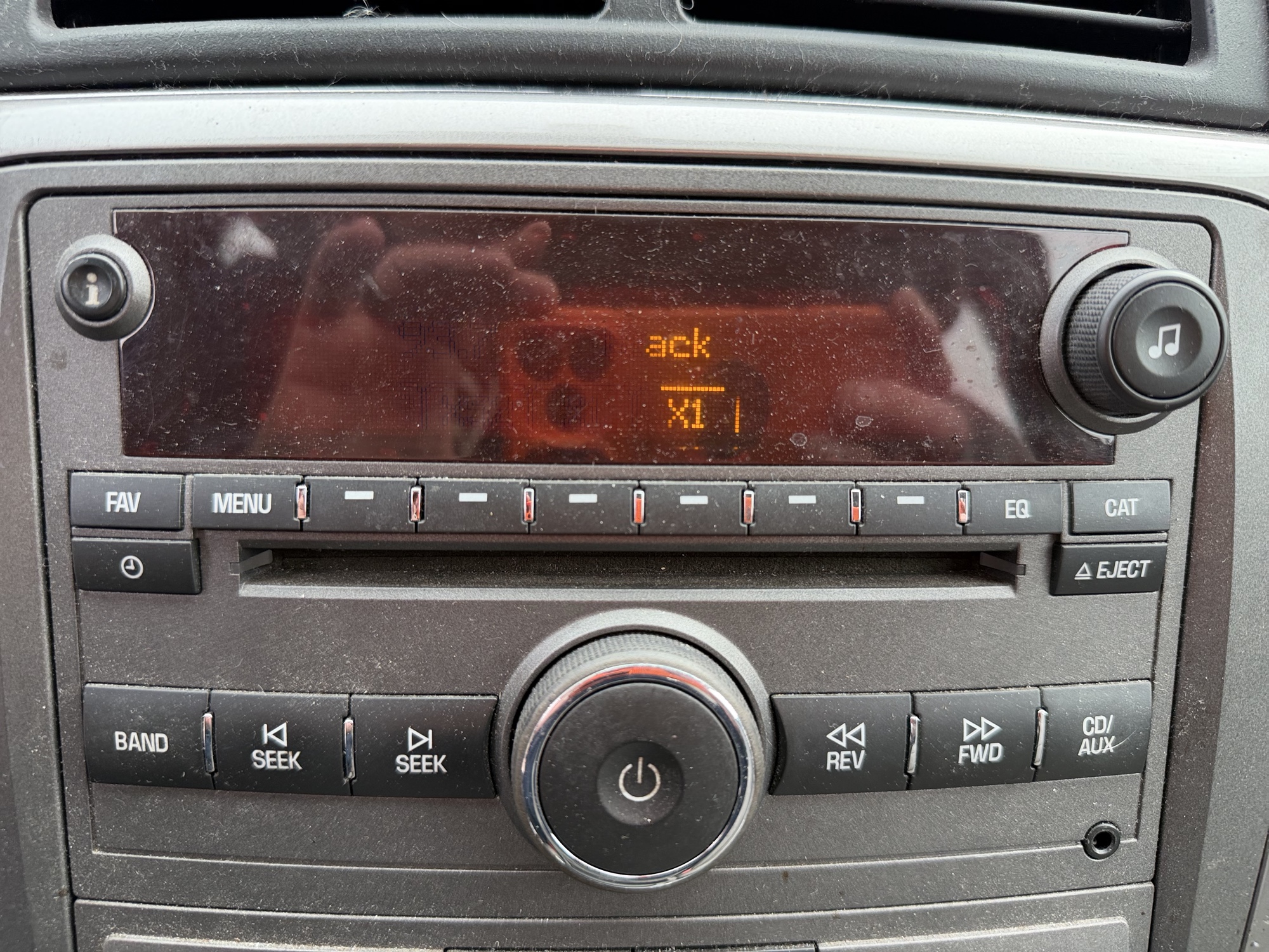 2008 saturn aura xe with 166520 miles for sale near Elk River, Minnesota 106755_39_radio_closeup.jpg
