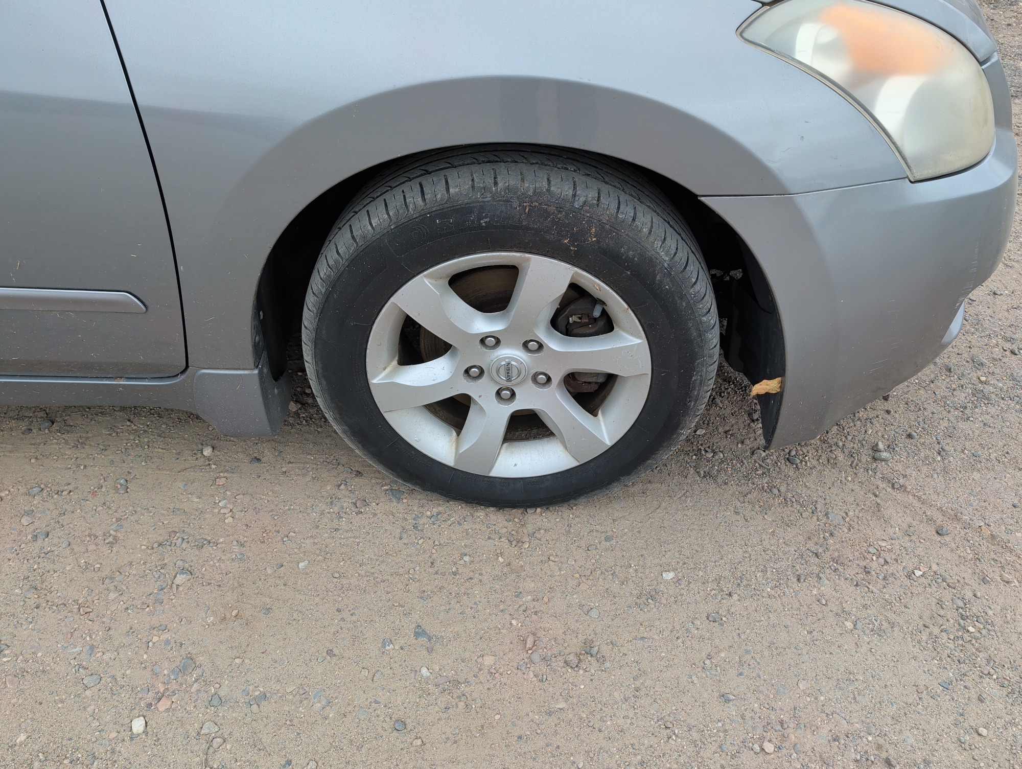 2008 nissan altima 2.5-s with 158918 miles for sale near Elk River, Minnesota 106757_15_front_pass_wheel.jpg