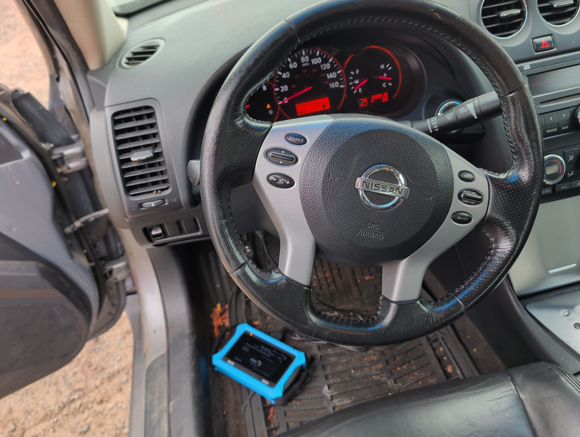 2008 nissan altima 2.5-s with 158918 miles for sale near Elk River, Minnesota 106757_36_steering_wheel.jpg