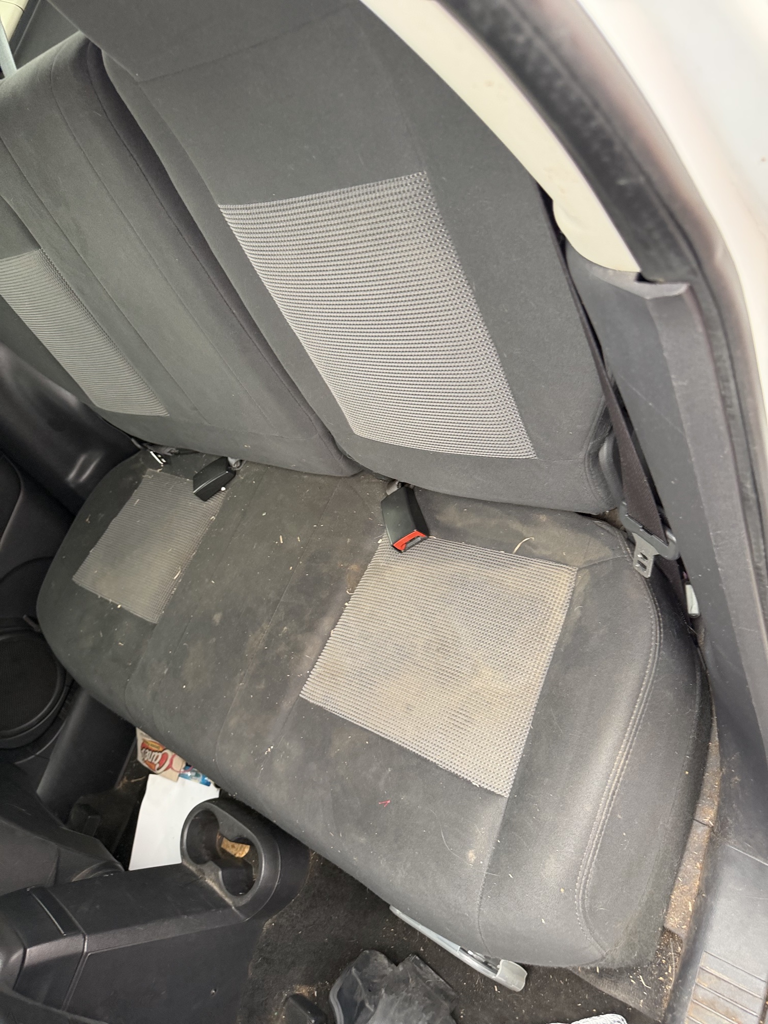 2015 jeep patriot sport-2wd with 183156 miles for sale near St. Louis, Missouri 106759_24_drv_rear_seat.jpg