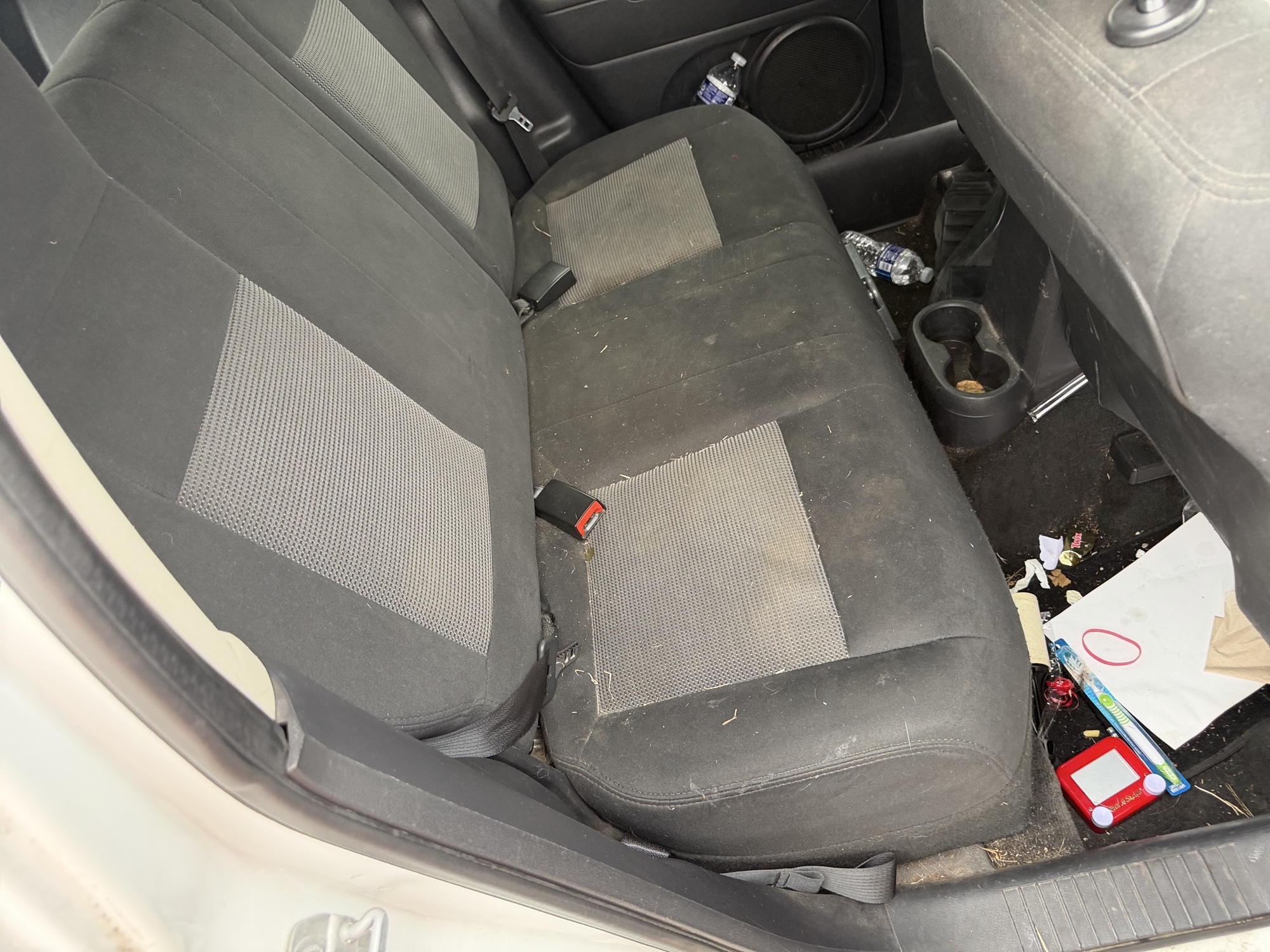2015 jeep patriot sport-2wd with 183156 miles for sale near St. Louis, Missouri 106759_28_pass_rear_seat.jpg