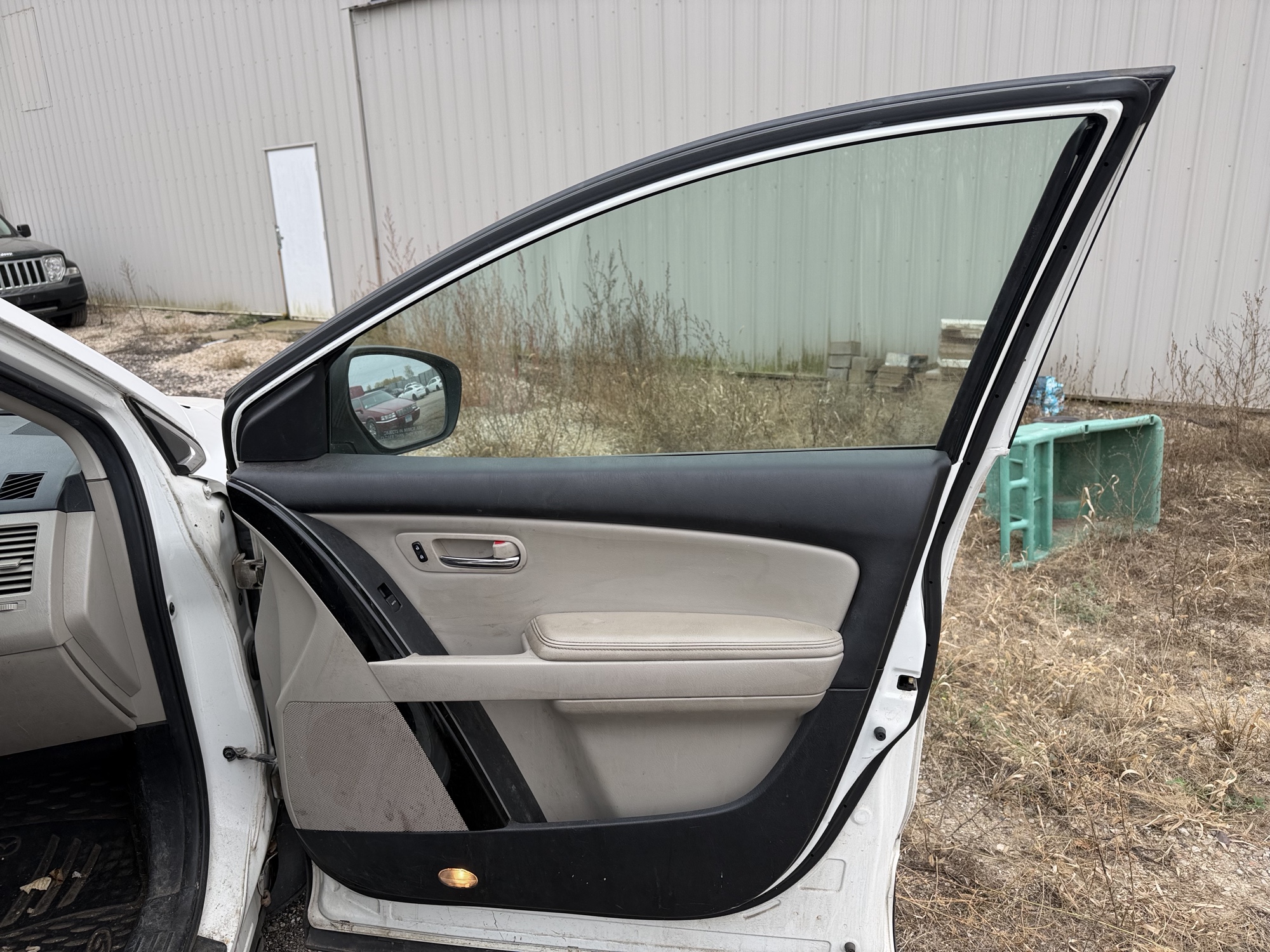 2011 mazda cx-9 touring-awd with 171789 miles for sale near Elk River, Minnesota 106761_32_passenger_door_panel.jpg