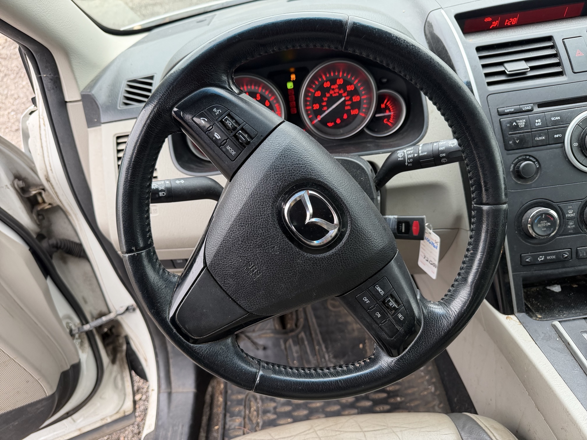 2011 mazda cx-9 touring-awd with 171789 miles for sale near Elk River, Minnesota 106761_36_steering_wheel.jpg