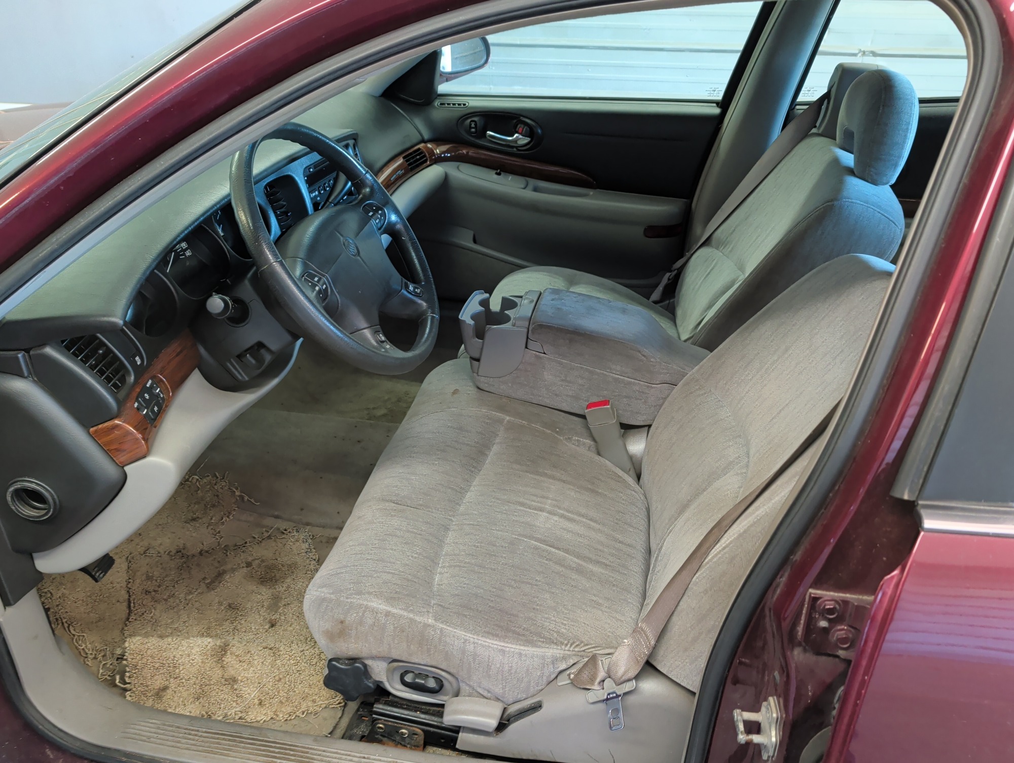 2005 buick lesabre custom with 143292 miles for sale near Elk River, Minnesota 106762_22_driver_seat.jpg
