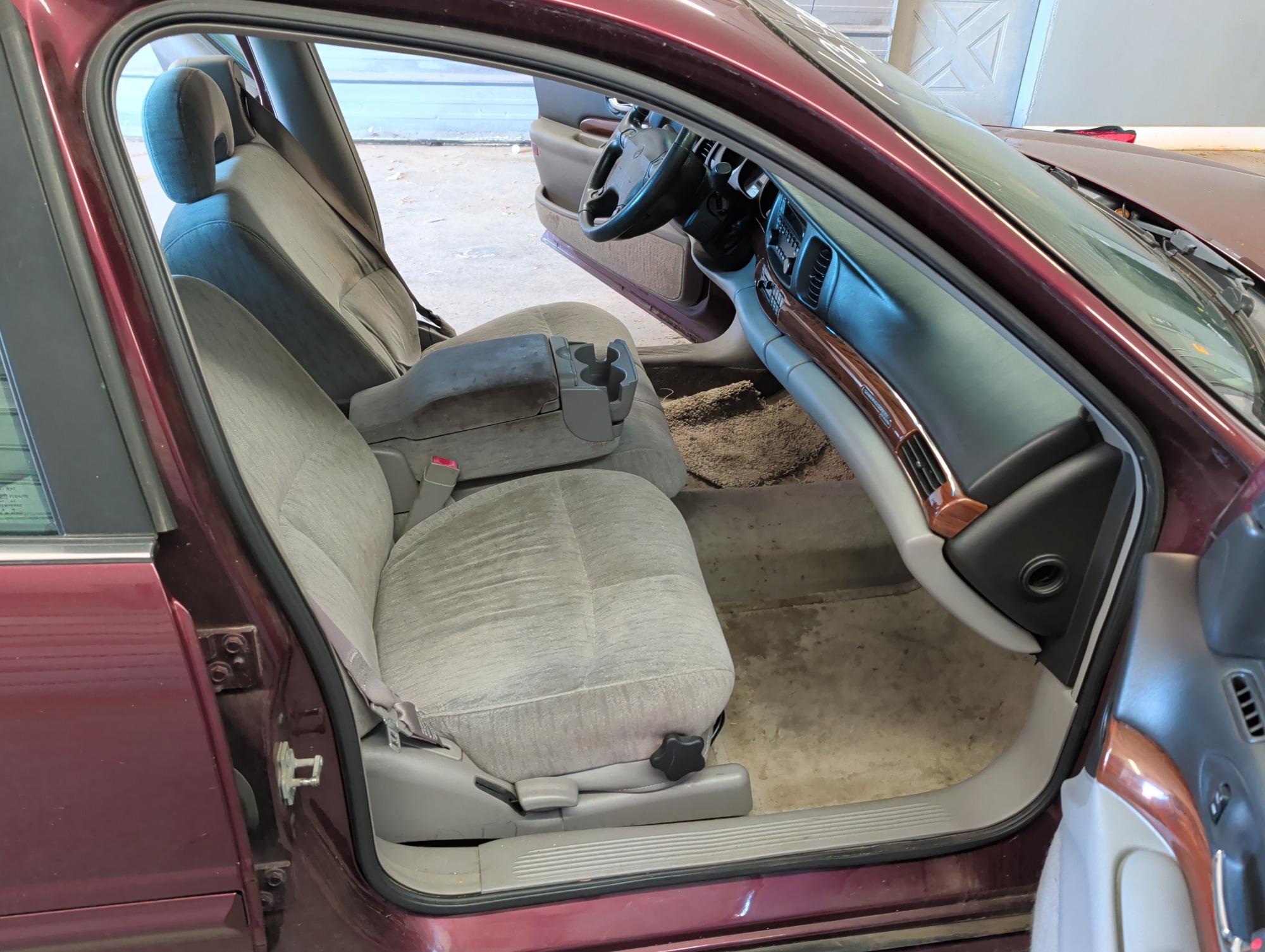 2005 buick lesabre custom with 143292 miles for sale near Elk River, Minnesota 106762_31_passenger_seat.jpg